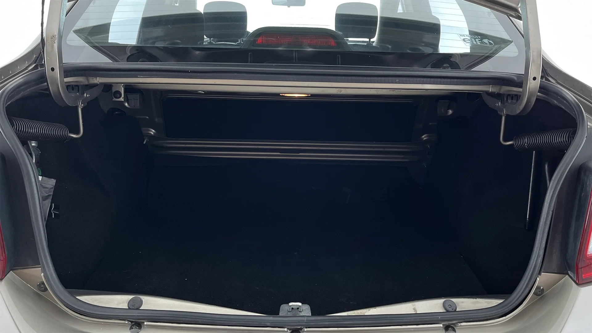 RENAULT LOGAN AUTHENTIQUE / LIFE MT 1600CC 8V AA 2AB ABS