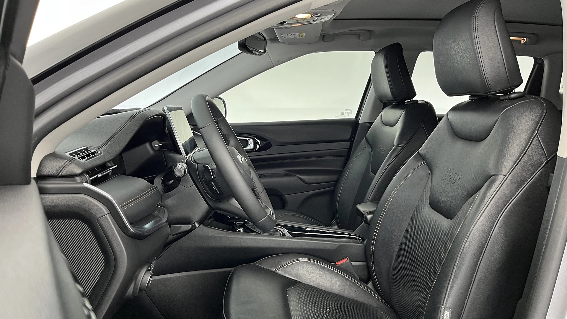 JEEP COMPASS LIMITED PLUS AT 1300CC T CT TC