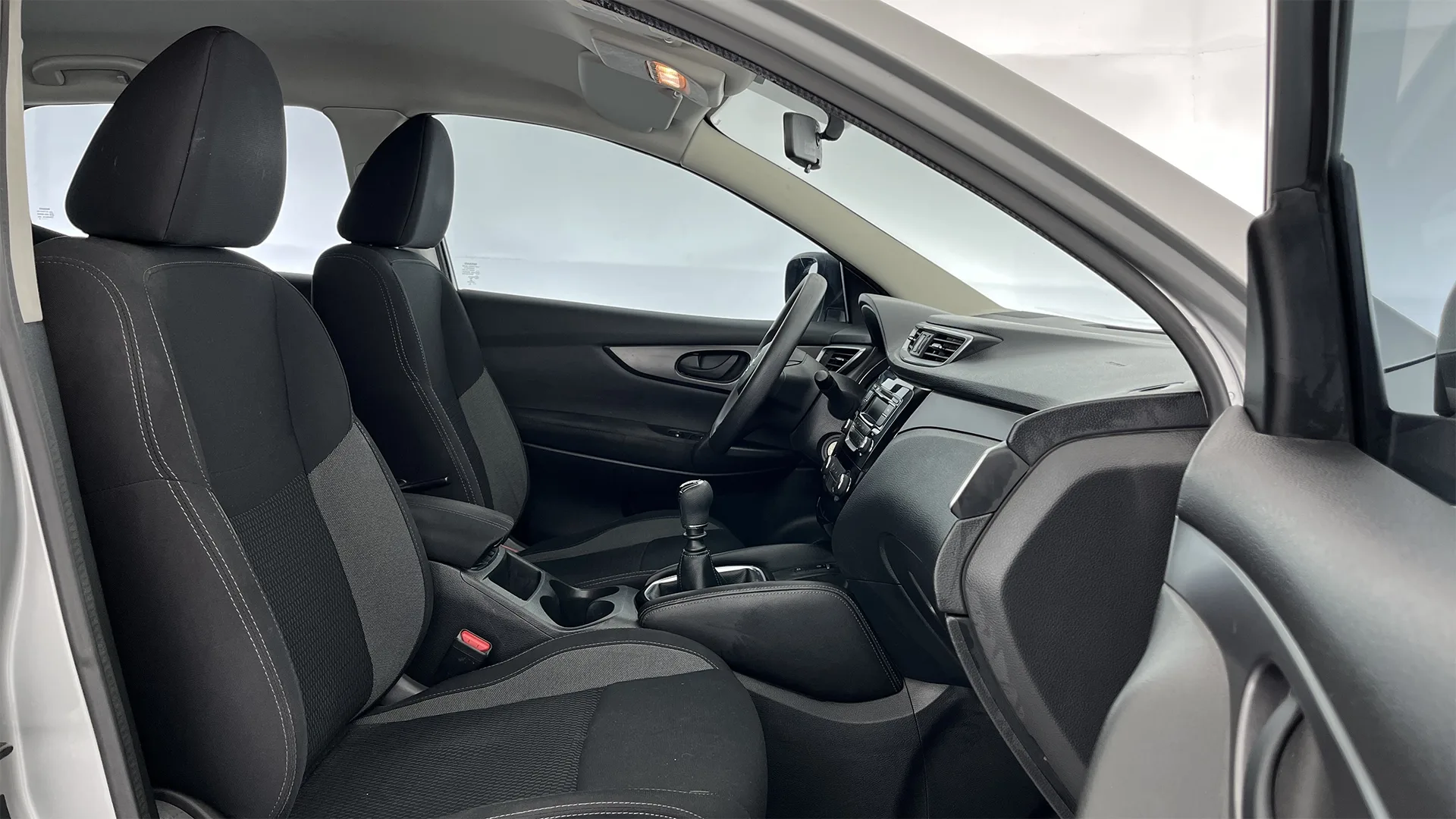 NISSAN QASHQAI SENSE MT 2000CC 4X2 2AB ABS