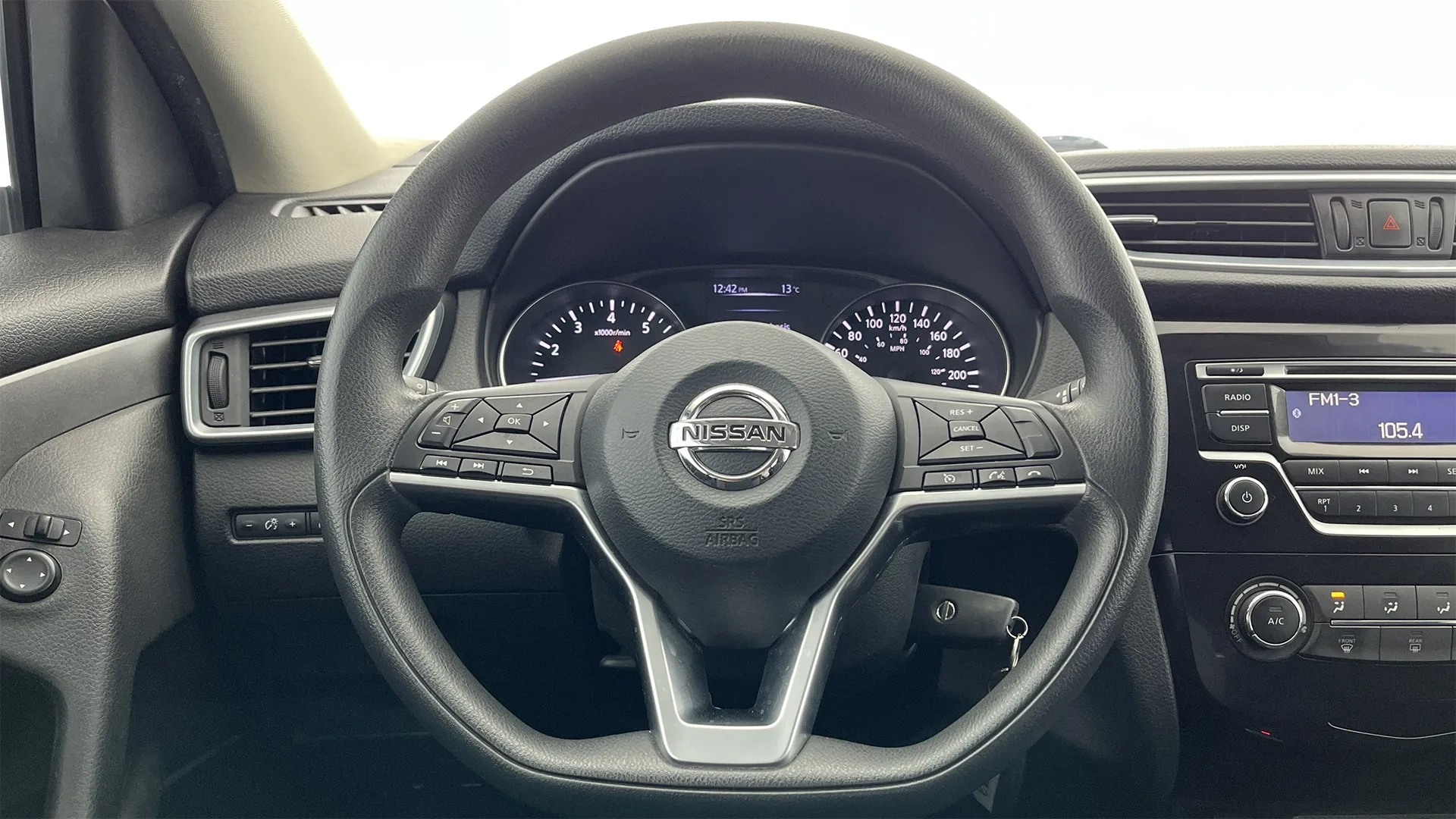 NISSAN QASHQAI SENSE MT 2000CC 4X2 2AB ABS
