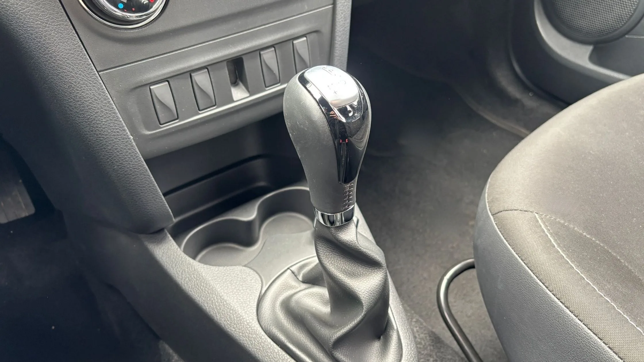 RENAULT LOGAN INTENS TP 1600CC 16V AA 4AB ABS TC