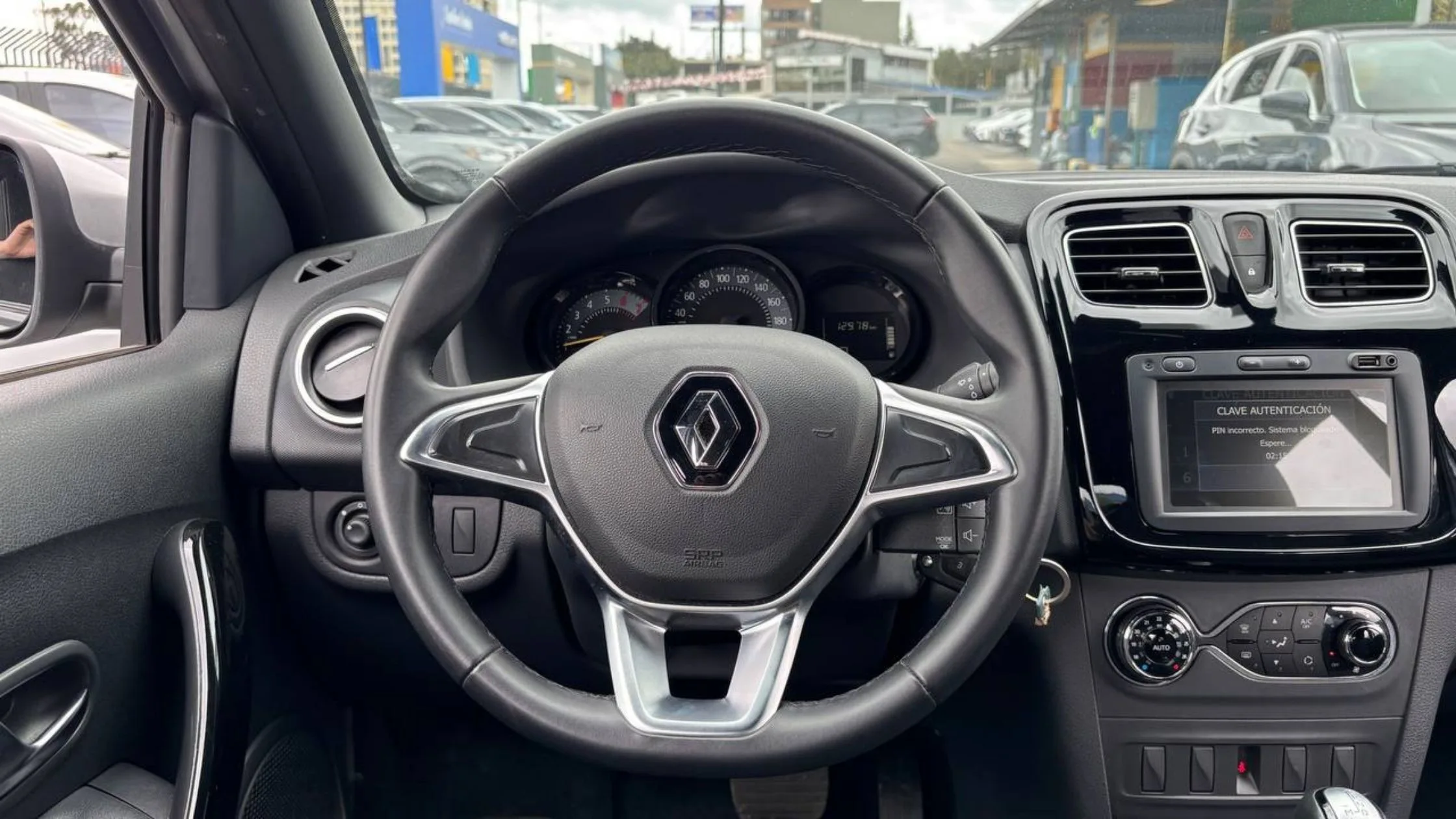 RENAULT LOGAN INTENS TP 1600CC 16V AA 4AB ABS TC