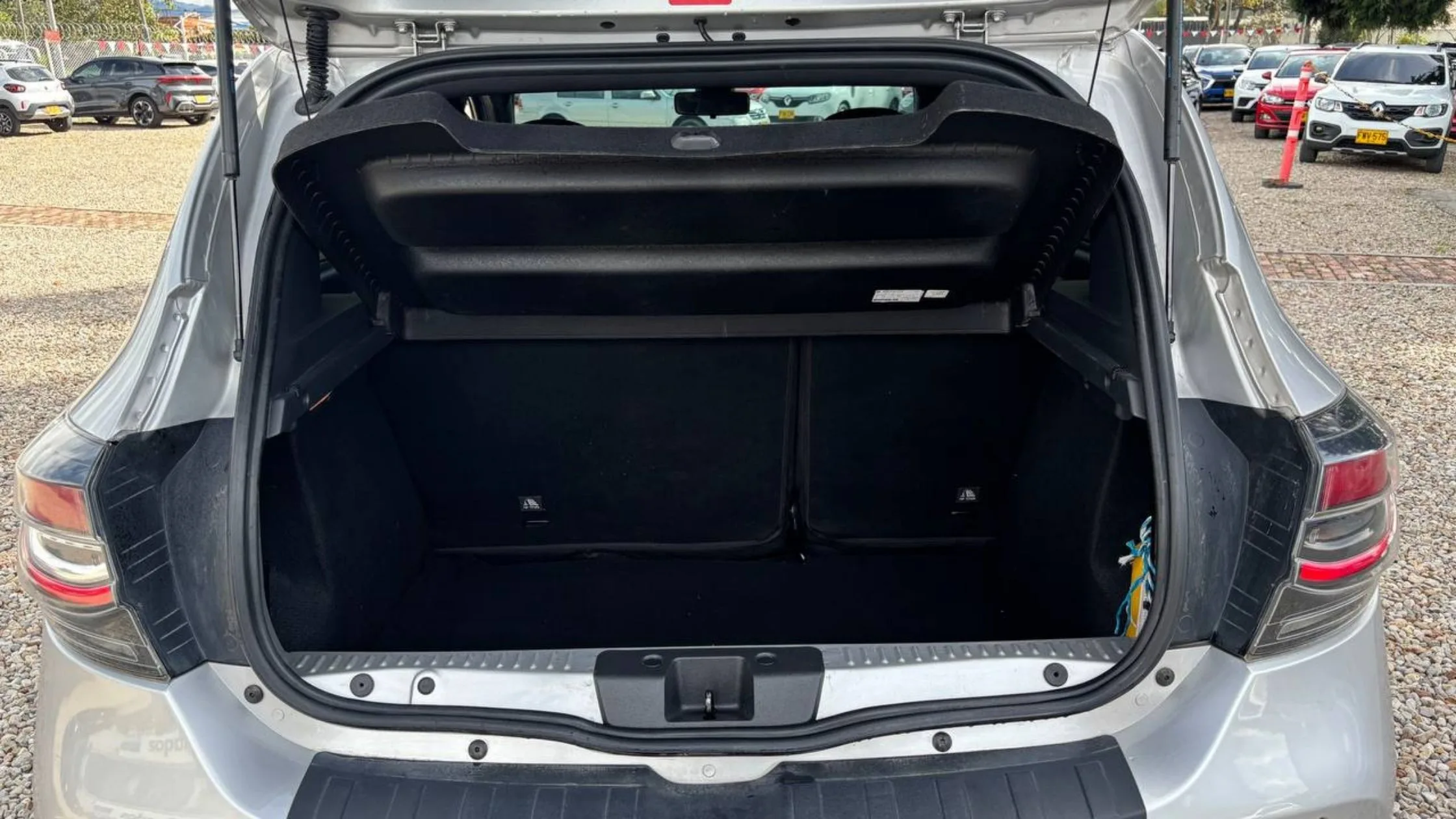 RENAULT STEPWAY INTENS TP 1600CC 16V AA 4AB ABS