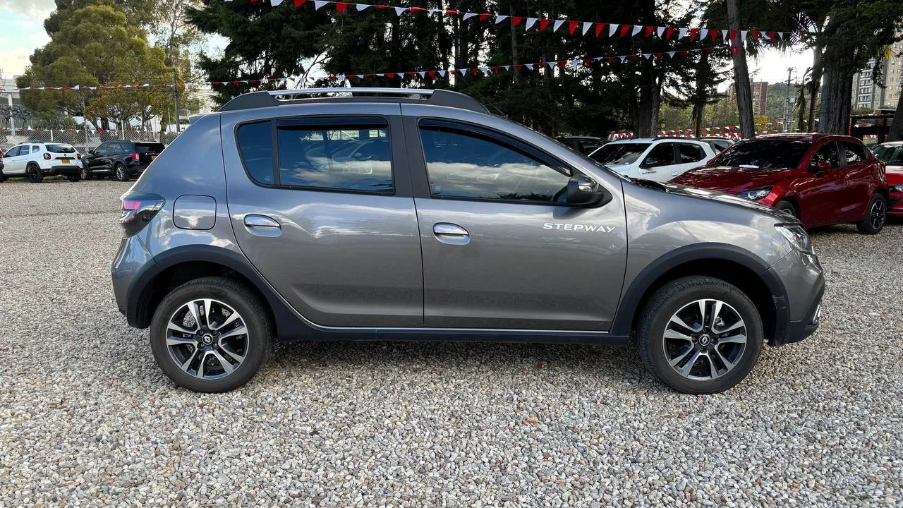 RENAULT STEPWAY INTENS MT 1600CC 16V AA 4AB ABS