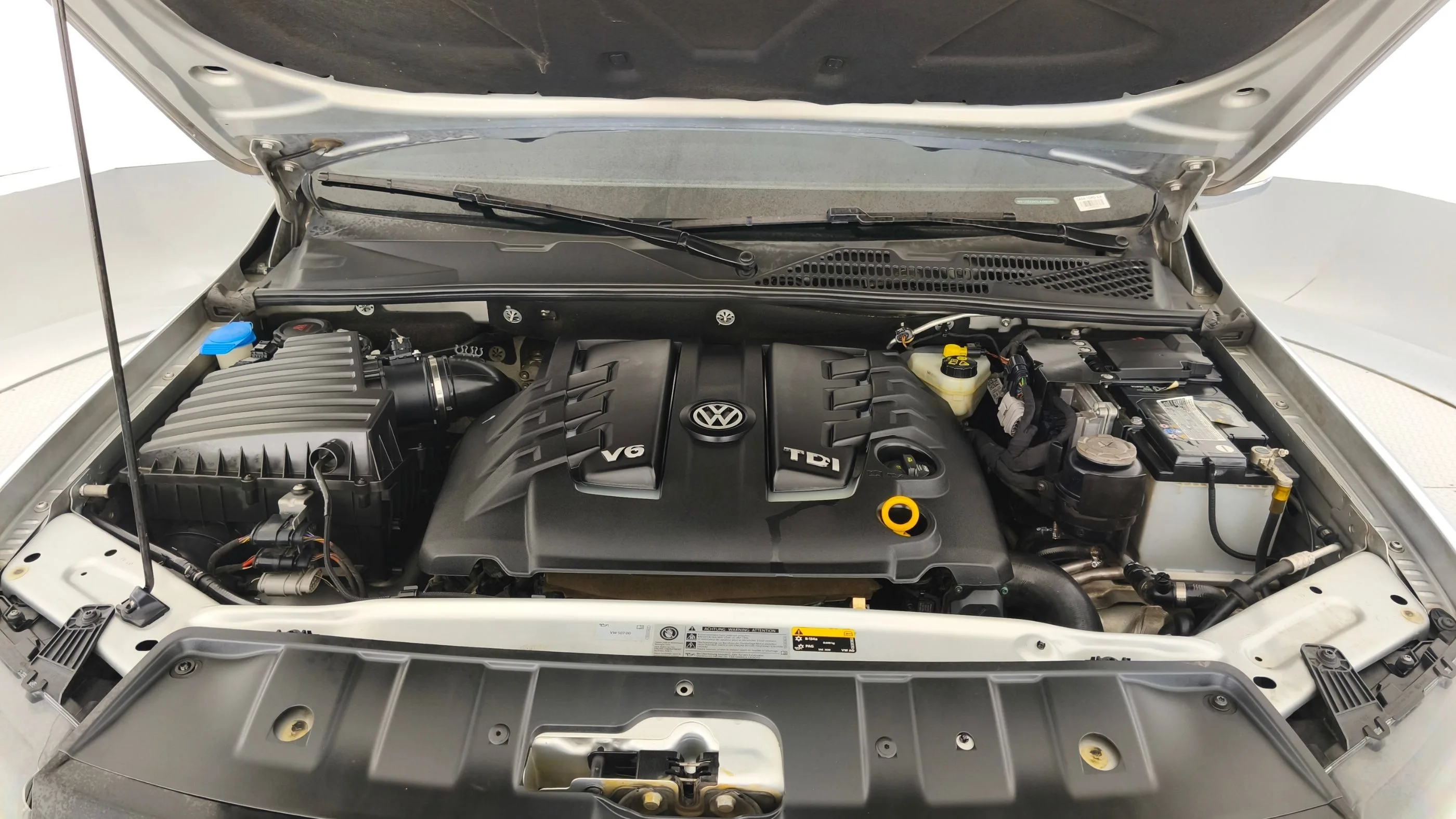 VOLKSWAGEN AMAROK HIGHLINE TP 3000CC V6 TD 4X4 6AB ABS R19