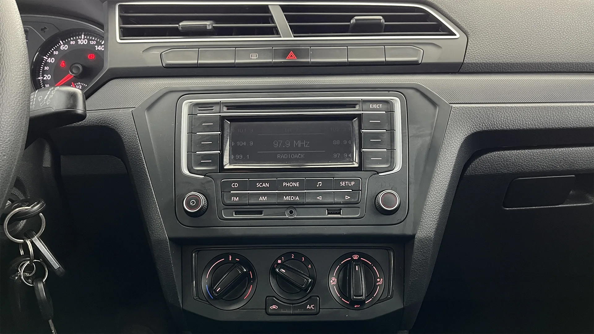 VOLKSWAGEN GOL TRENDLINE TP 1600CC 16V 2AB ABS