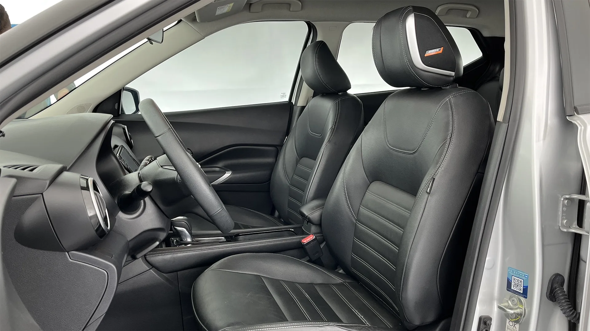 NISSAN KICKS EXCLUSIVE TP 1600CC R17 TC
