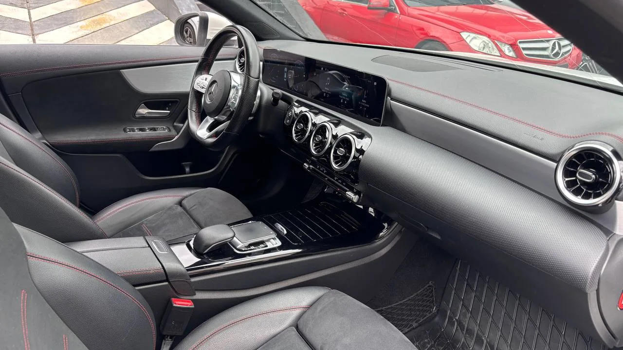 MERCEDES-BENZ CLA 180 [C118] AMG LINE TP 1300CC T