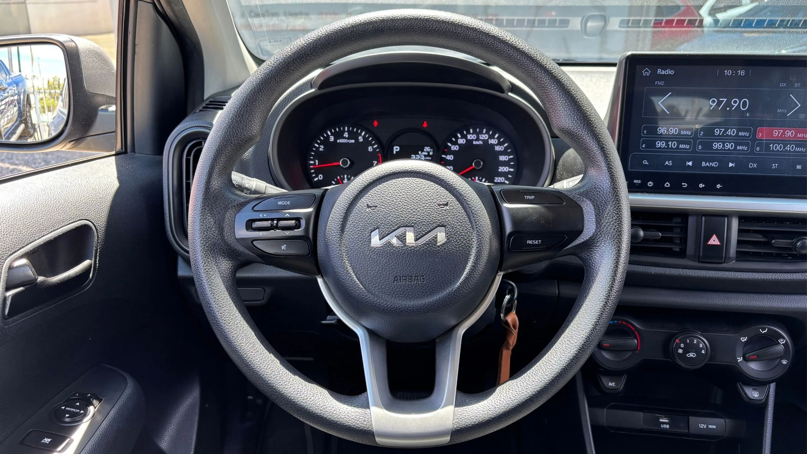 KIA PICANTO VIBRANT AT 1250CC 2AB ABS AA R13