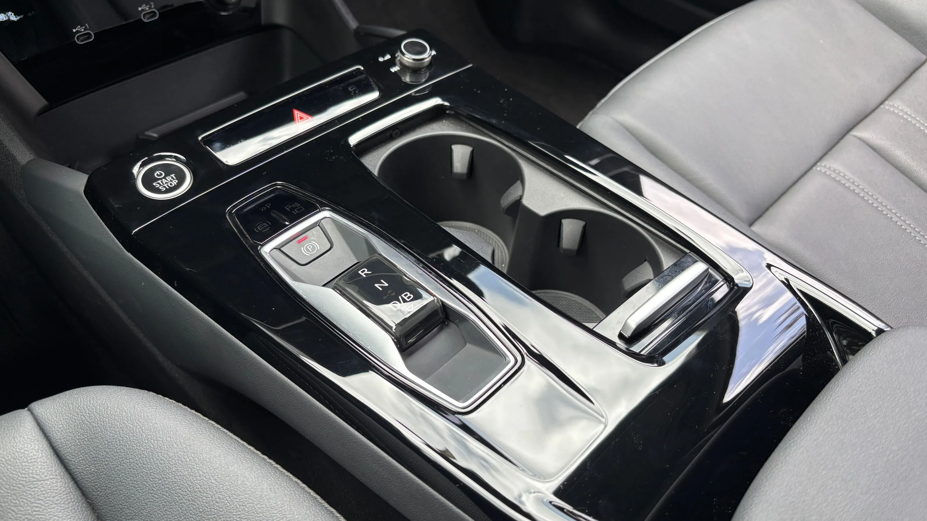 AUDI Q6 E-TRON 45 TECH PLUS