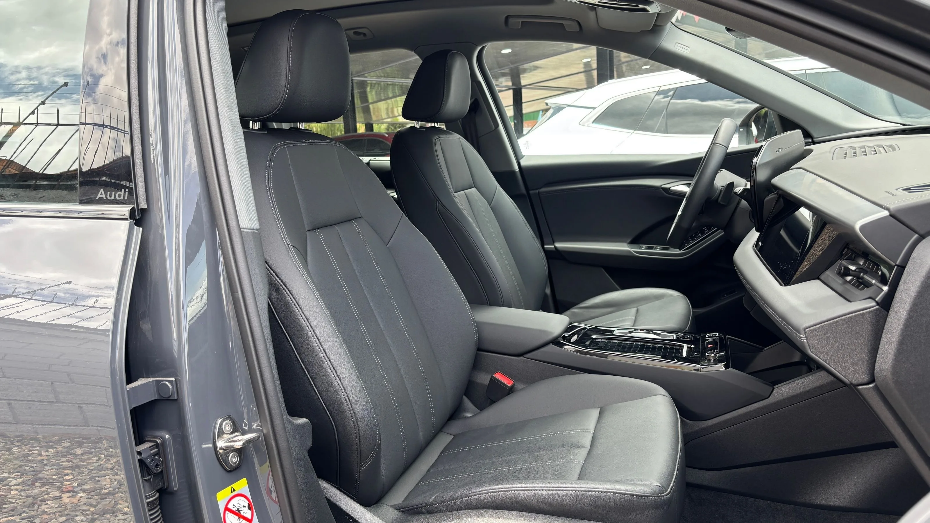 AUDI Q6 E-TRON 45 TECH PLUS