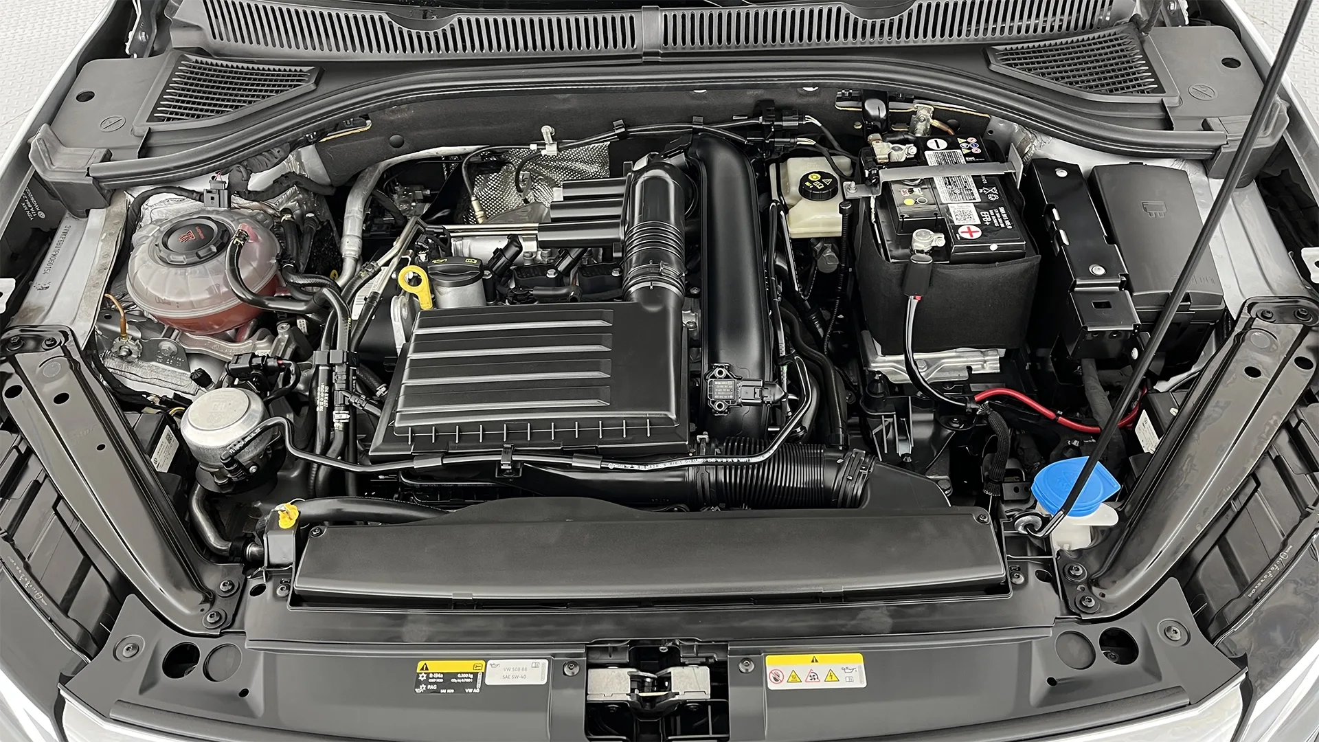 VOLKSWAGEN JETTA TSI COMFORTLINE TP 1400CC T R16