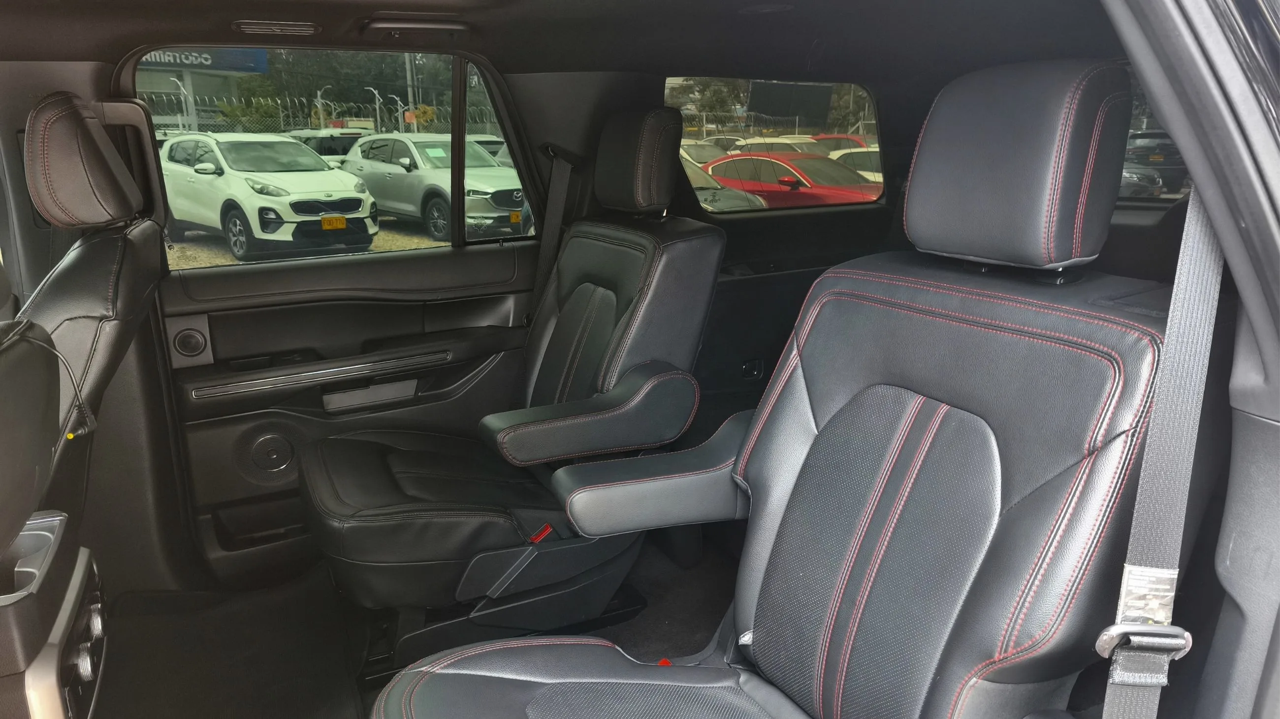 FORD EXPEDITION LIMITED STEALTH PERFORMANCE AT 3500CC T CT 4X4