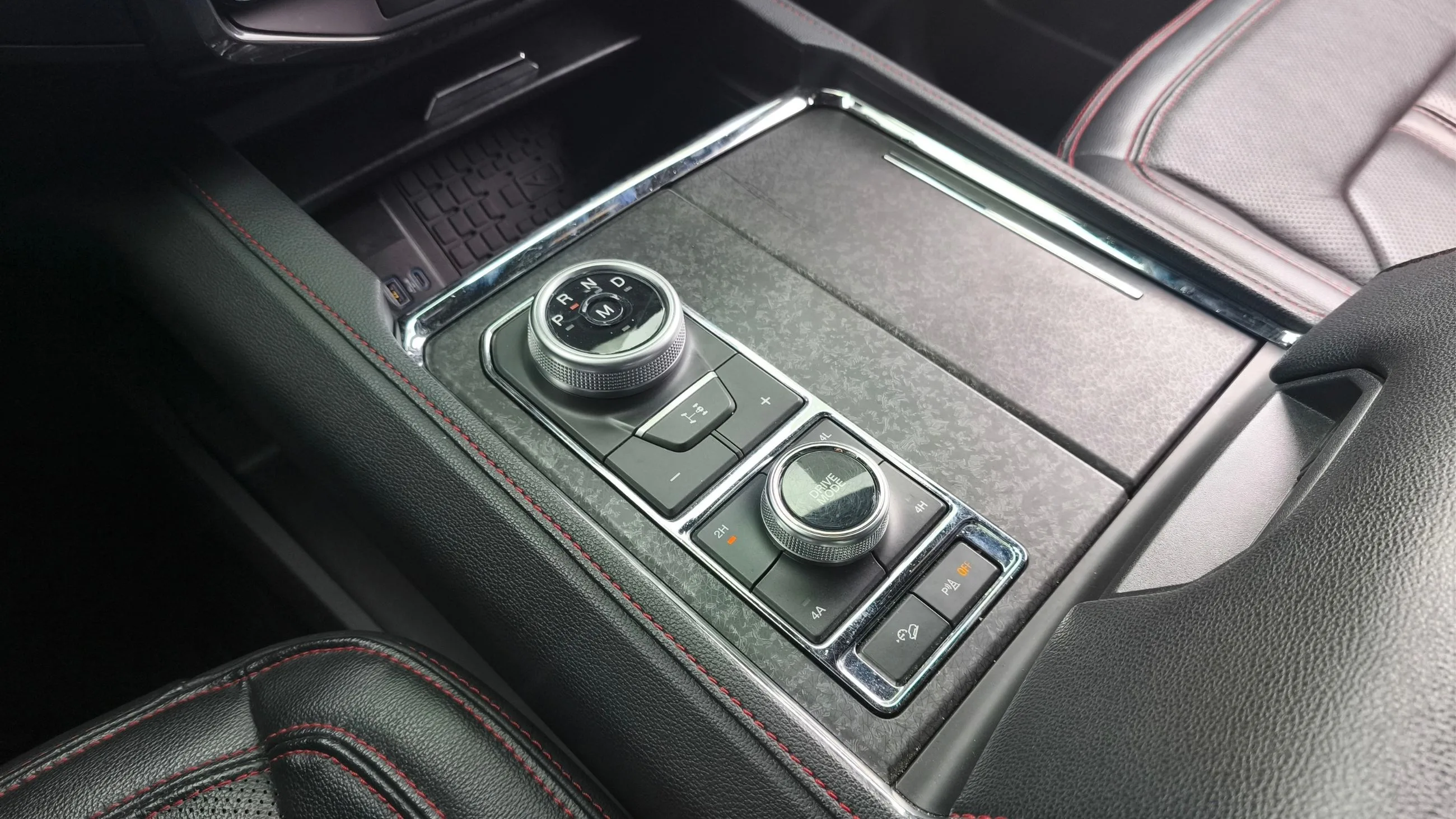 FORD EXPEDITION LIMITED STEALTH PERFORMANCE AT 3500CC T CT 4X4
