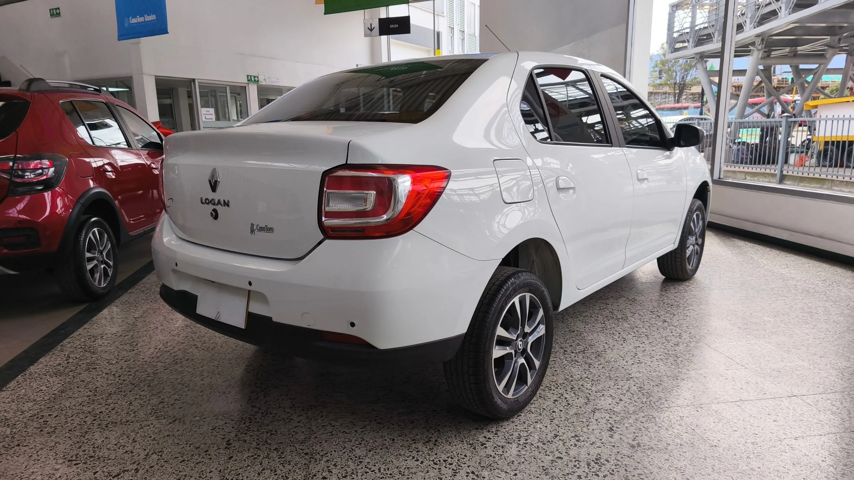 RENAULT LOGAN INTENS MT 1600CC 16V AA 4AB ABS TC
