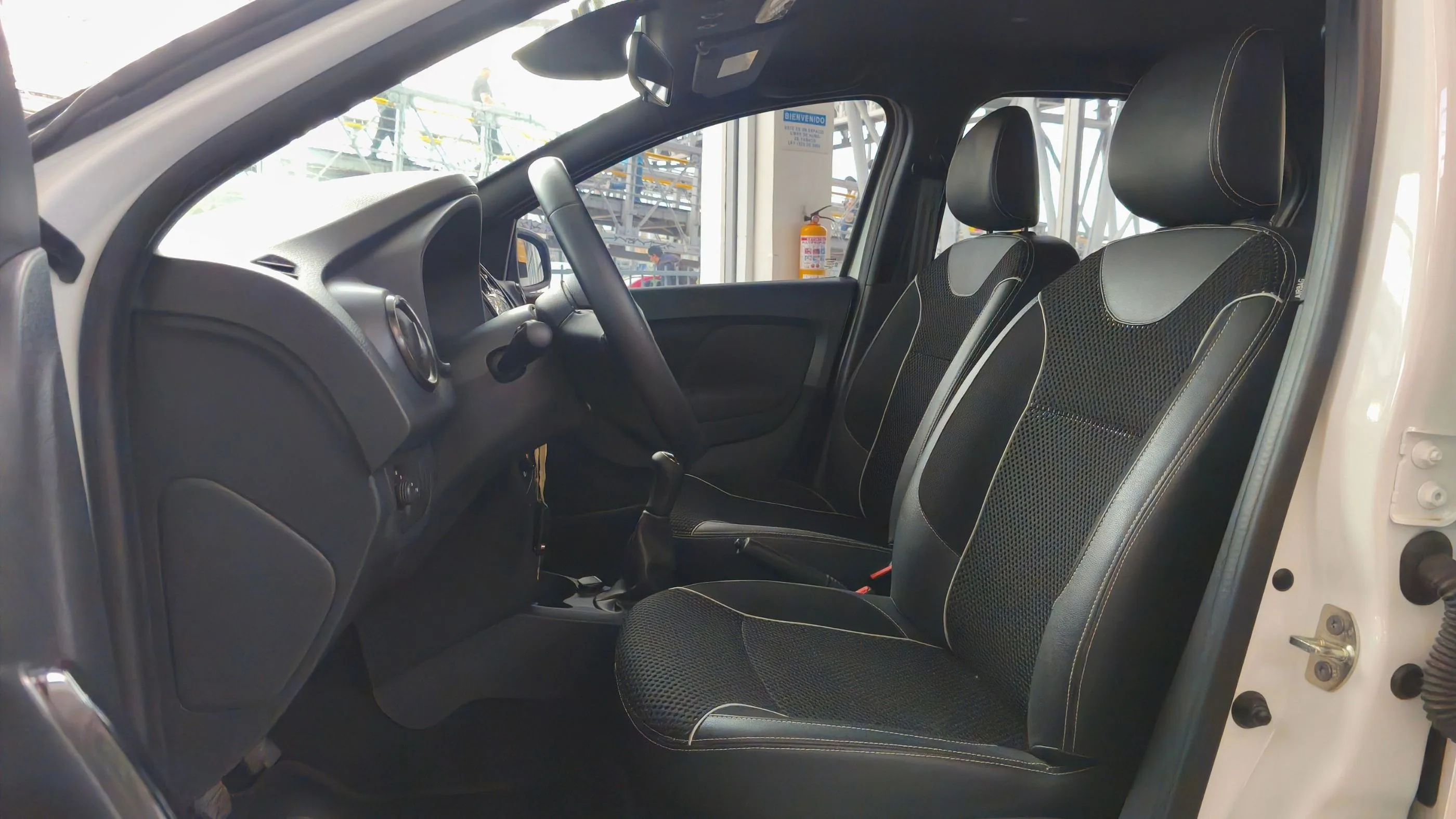 RENAULT LOGAN INTENS MT 1600CC 16V AA 4AB ABS TC