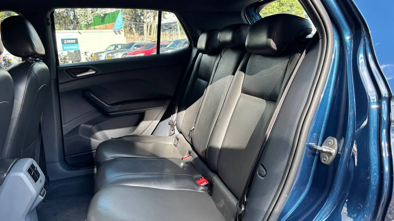 VOLKSWAGEN T COMFORTLINE TP 1600CC 6AB ABS CT R17