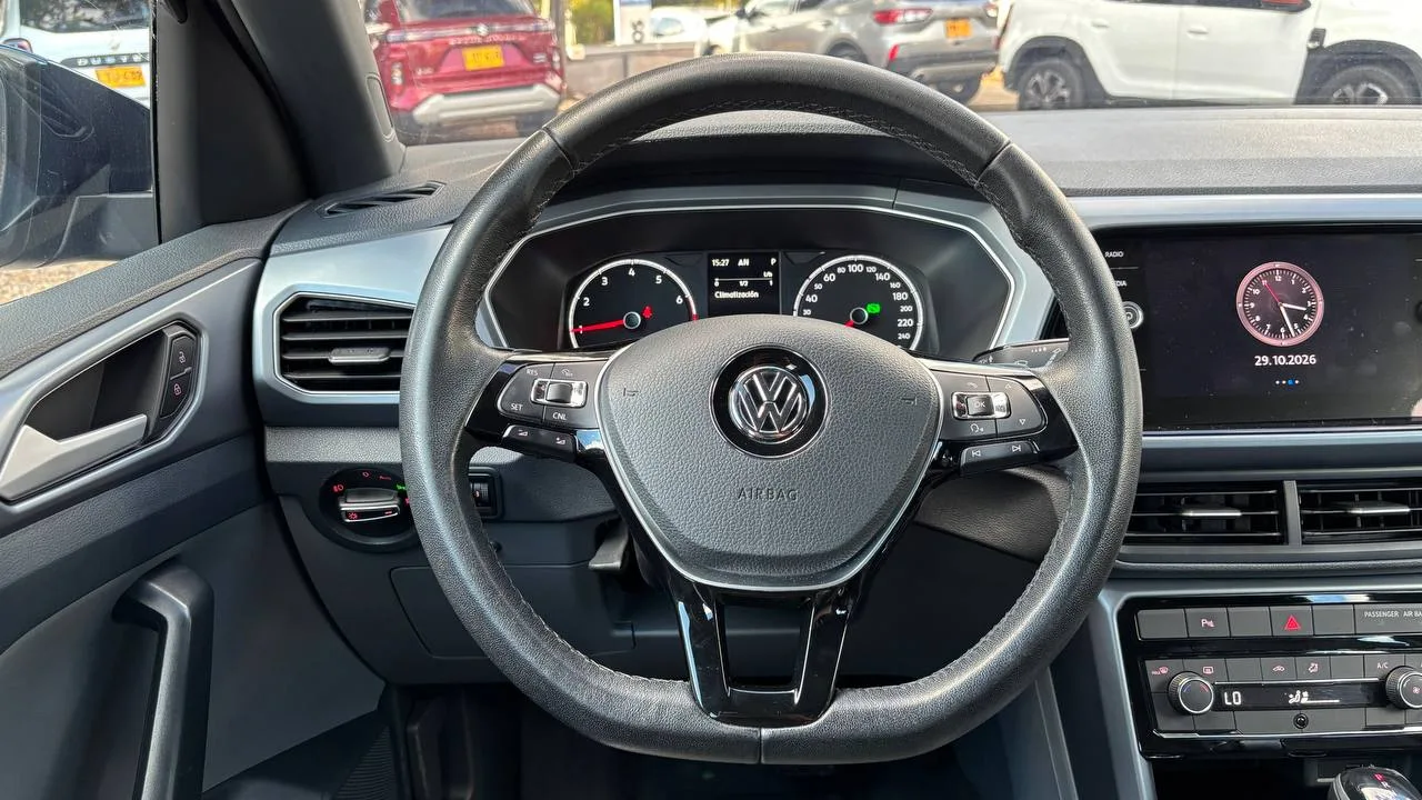 VOLKSWAGEN T COMFORTLINE TP 1600CC 6AB ABS CT R17