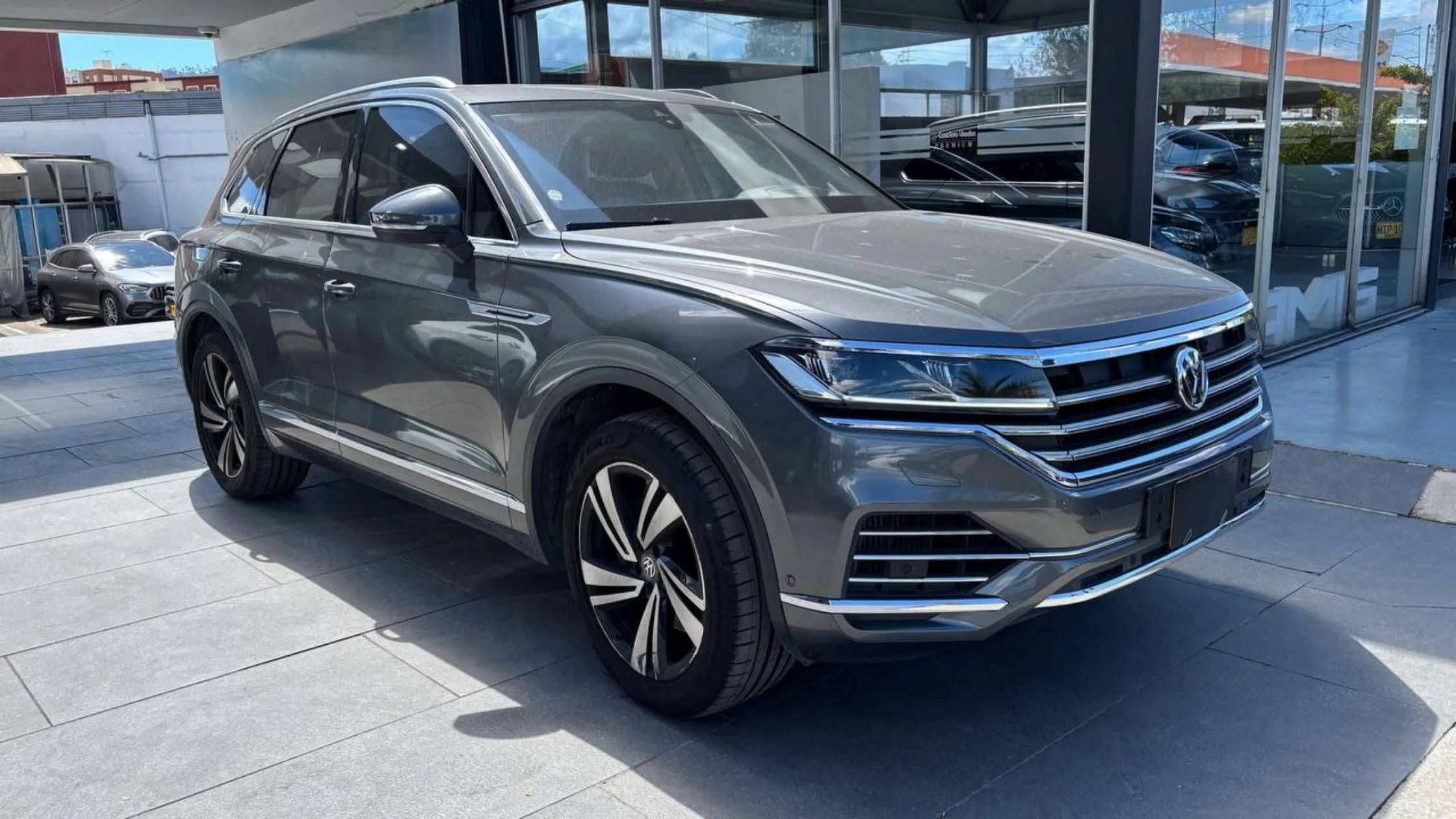 VOLKSWAGEN TOUAREG LUXURY TP 3000CC T V6