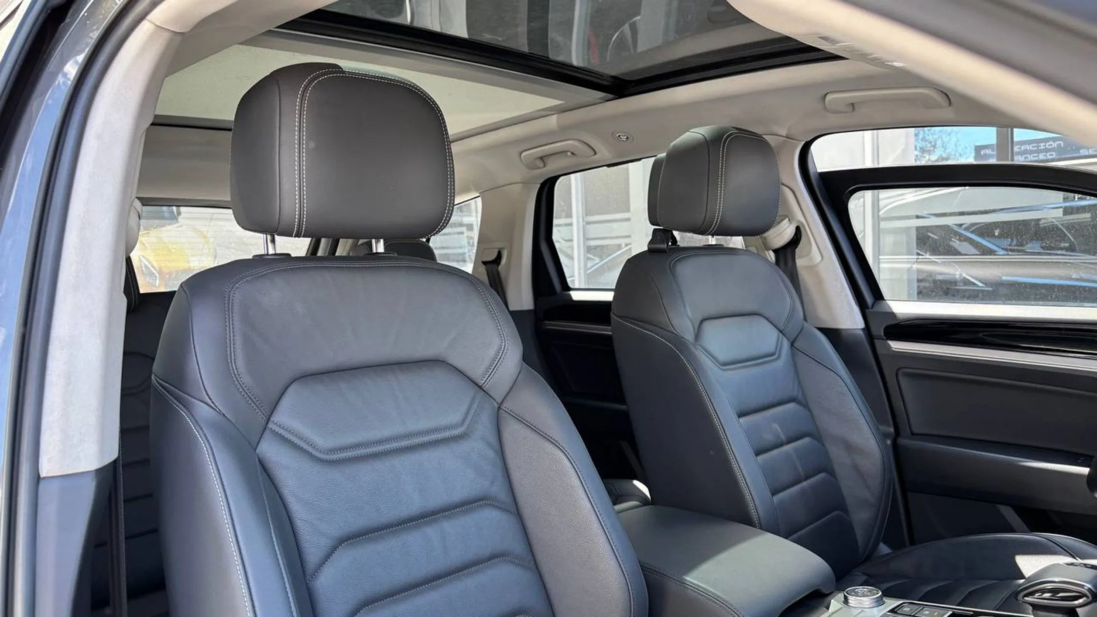 VOLKSWAGEN TOUAREG LUXURY TP 3000CC T V6