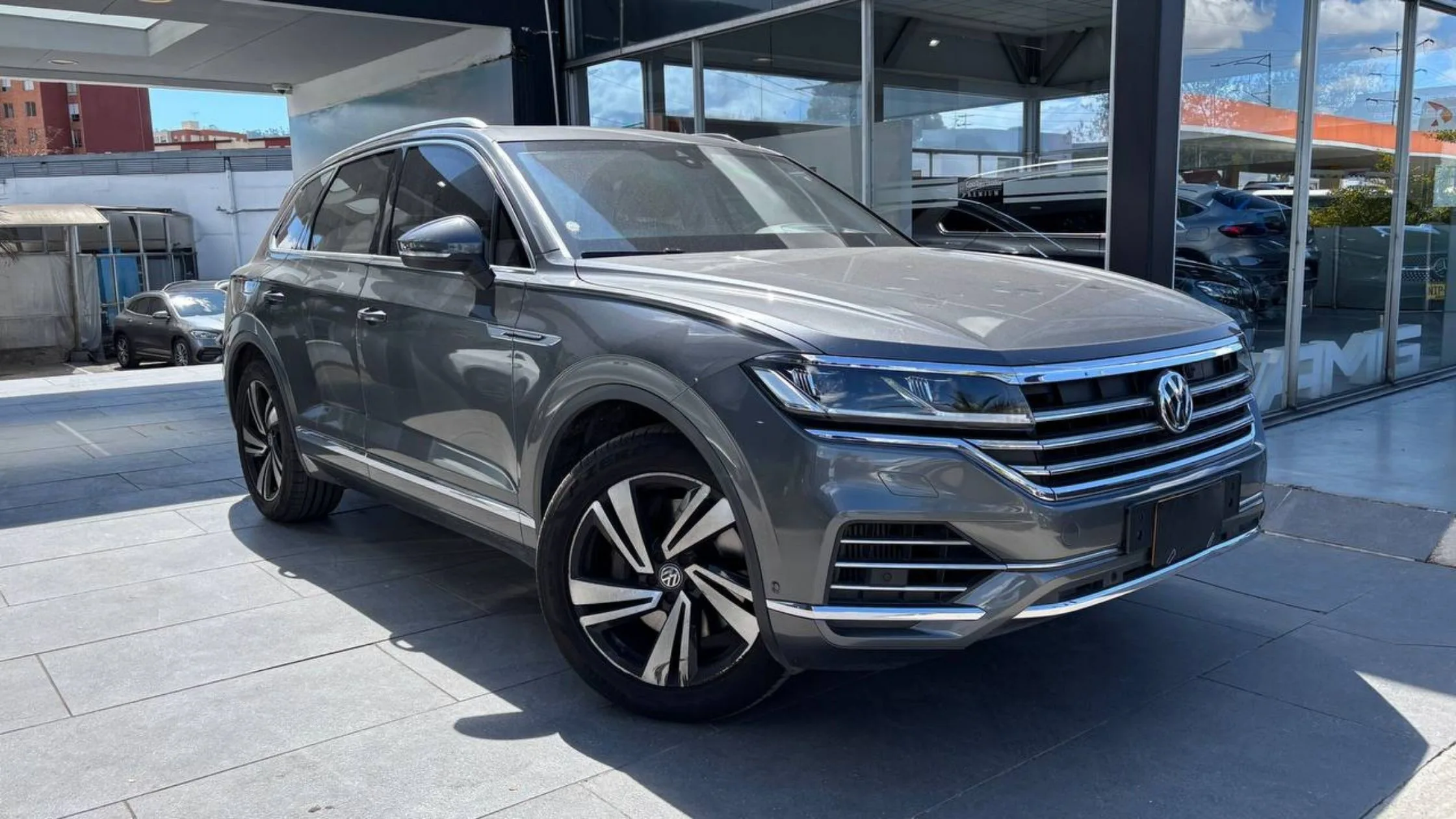 VOLKSWAGEN TOUAREG LUXURY TP 3000CC T V6