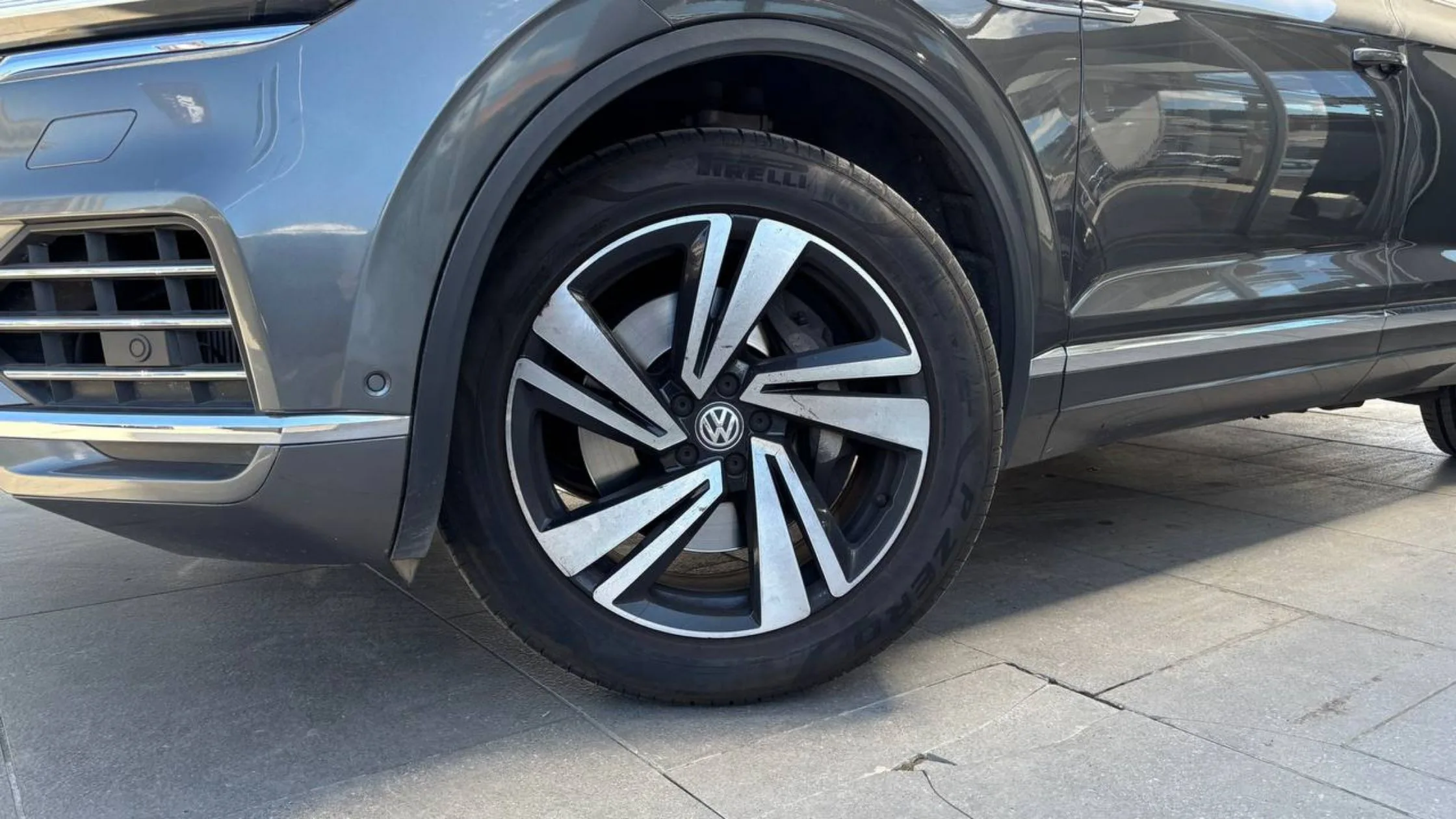 VOLKSWAGEN TOUAREG LUXURY TP 3000CC T V6