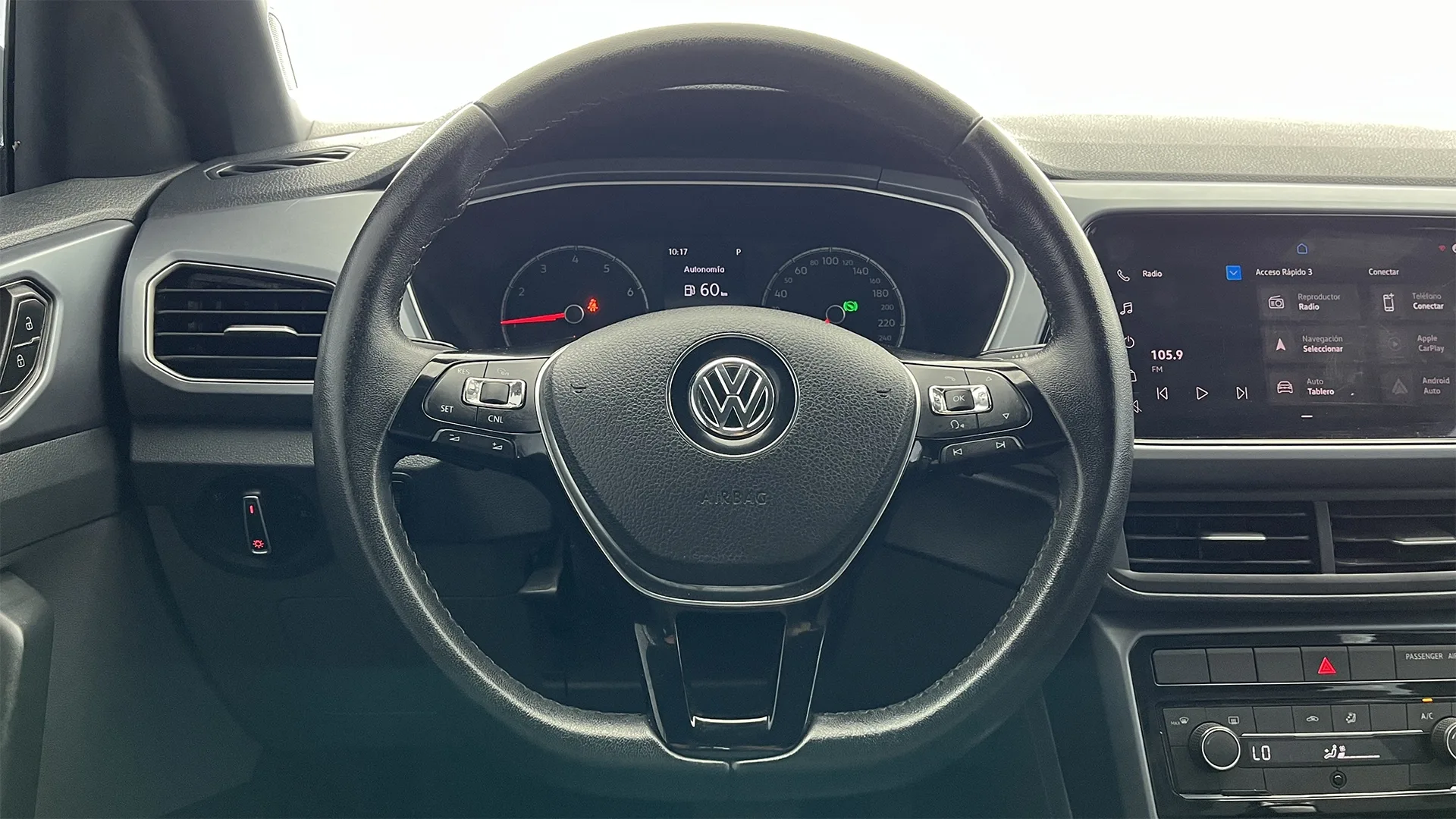 VOLKSWAGEN T COMFORTLINE TP 1000CC T 6AB ABS CT R17
