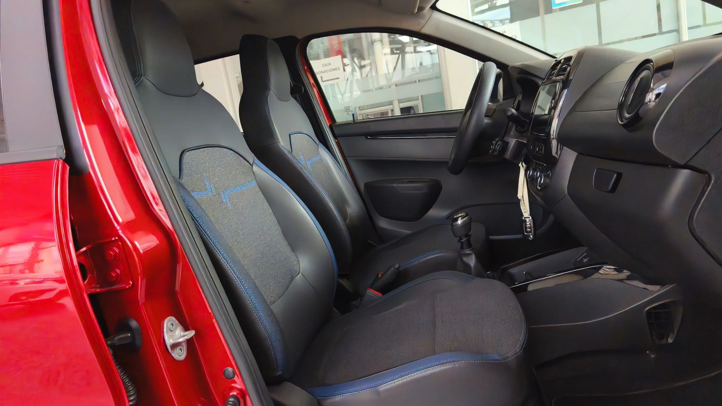 RENAULT KWID INTENS MT 1000CC 12V 4AB ABS