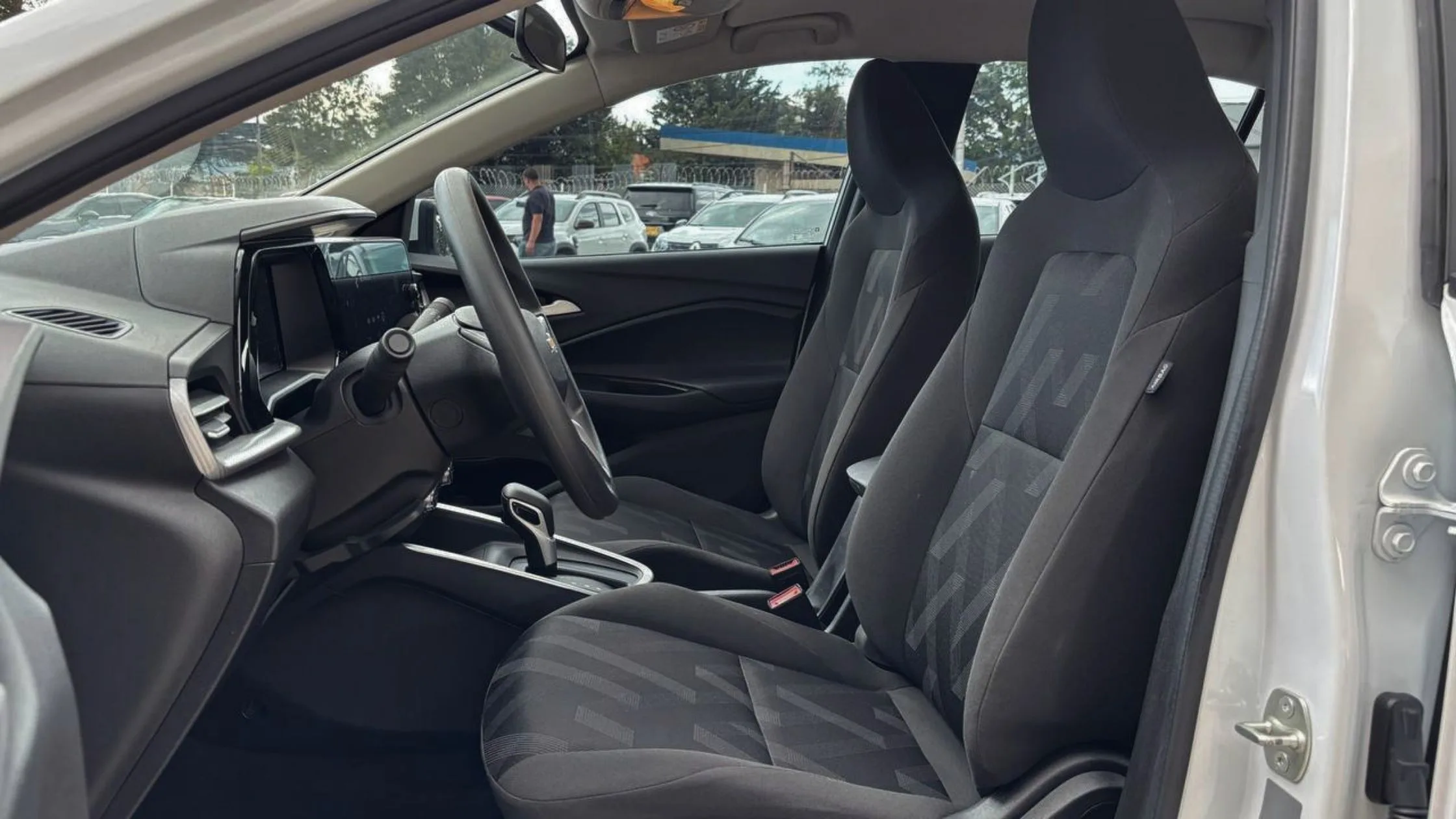 CHEVROLET ONIX LT AT 1000CC T 4P 6AB ABS