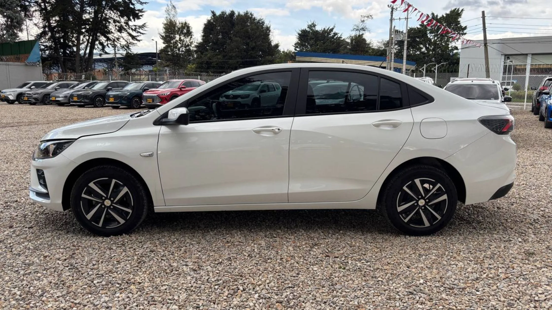 CHEVROLET ONIX LT AT 1000CC T 4P 6AB ABS