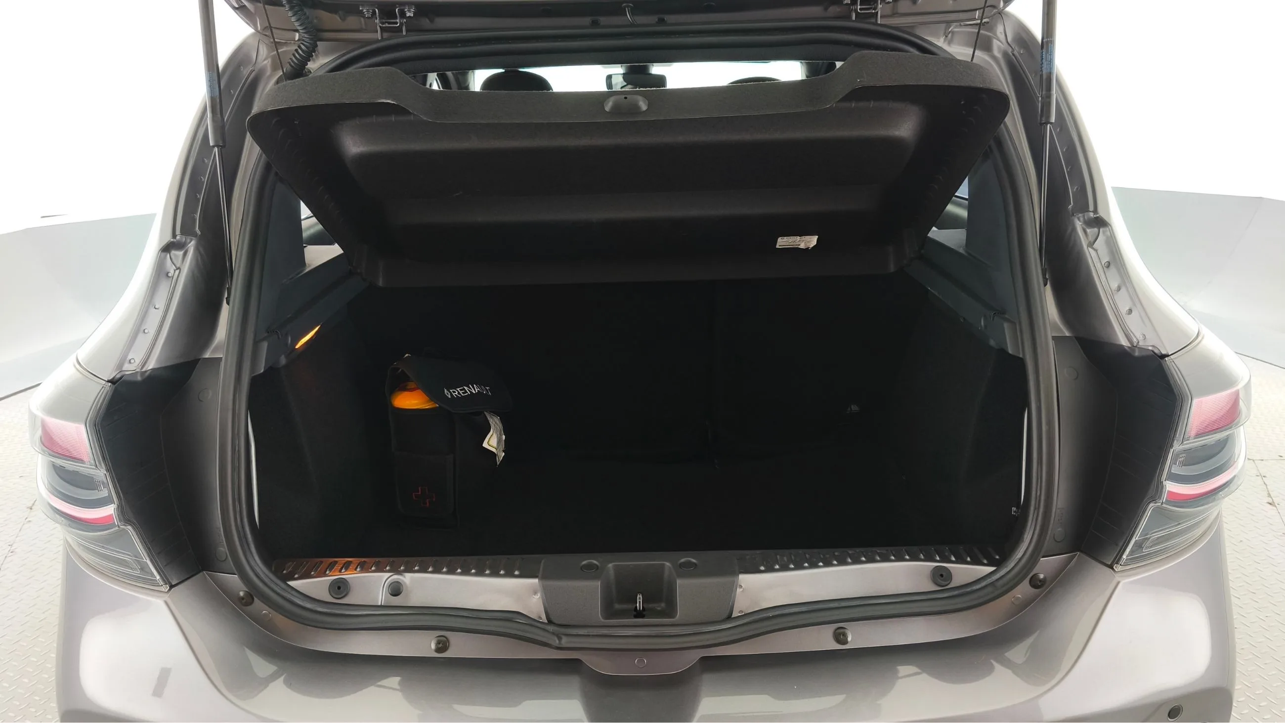 RENAULT STEPWAY INTENS MT 1600CC 16V AA 4AB ABS