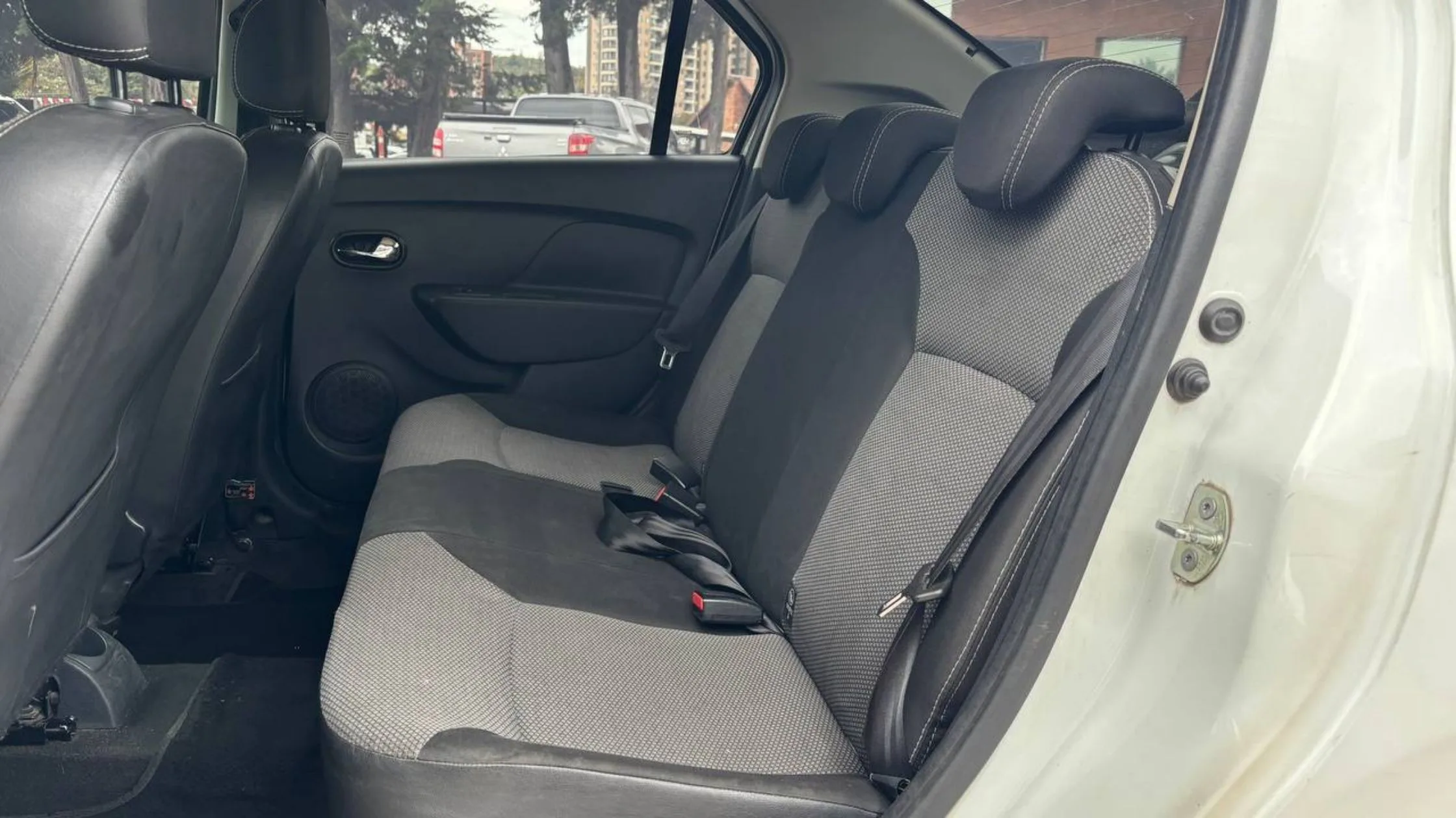 RENAULT LOGAN PRIVILEGE / INTENS TP 1600CC AA 16V 2AB ABS
