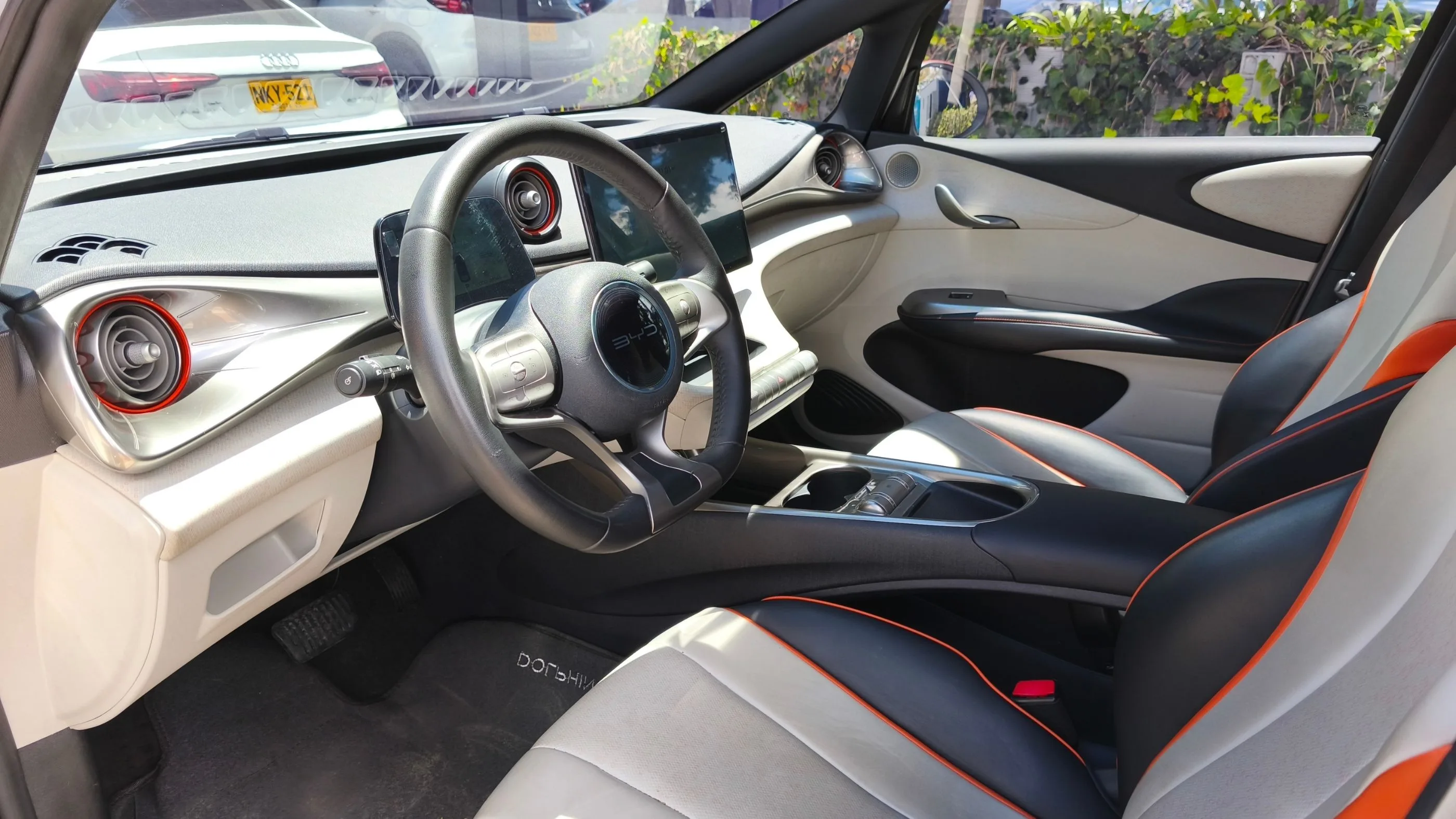 BYD IDOLPHIN 400 GS AT 45KW 6AB ABS