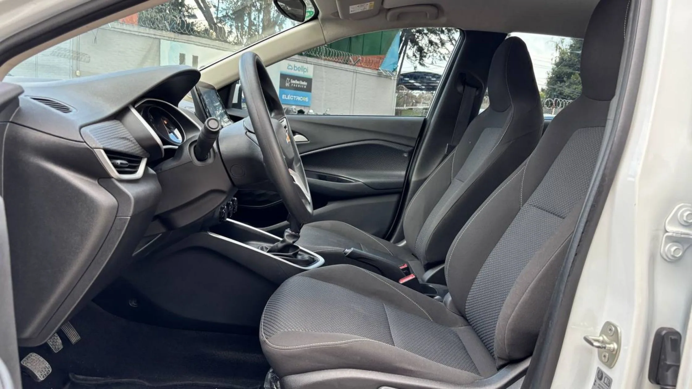 CHEVROLET ONIX LT MT 1000CC T 4P 6AB ABS
