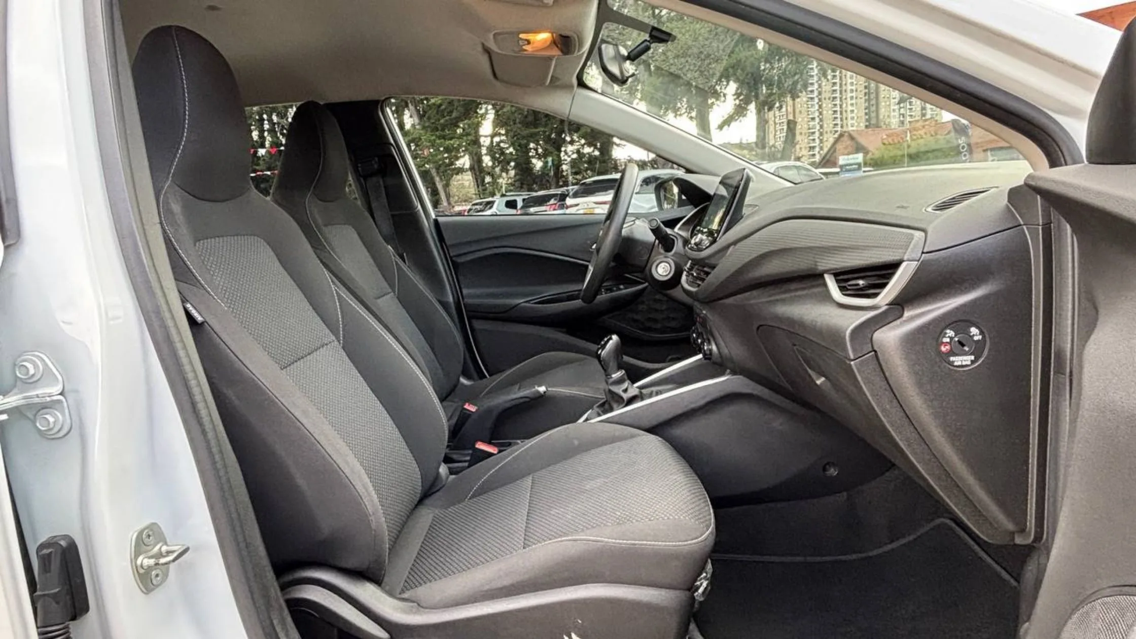 CHEVROLET ONIX LT MT 1000CC T 4P 6AB ABS