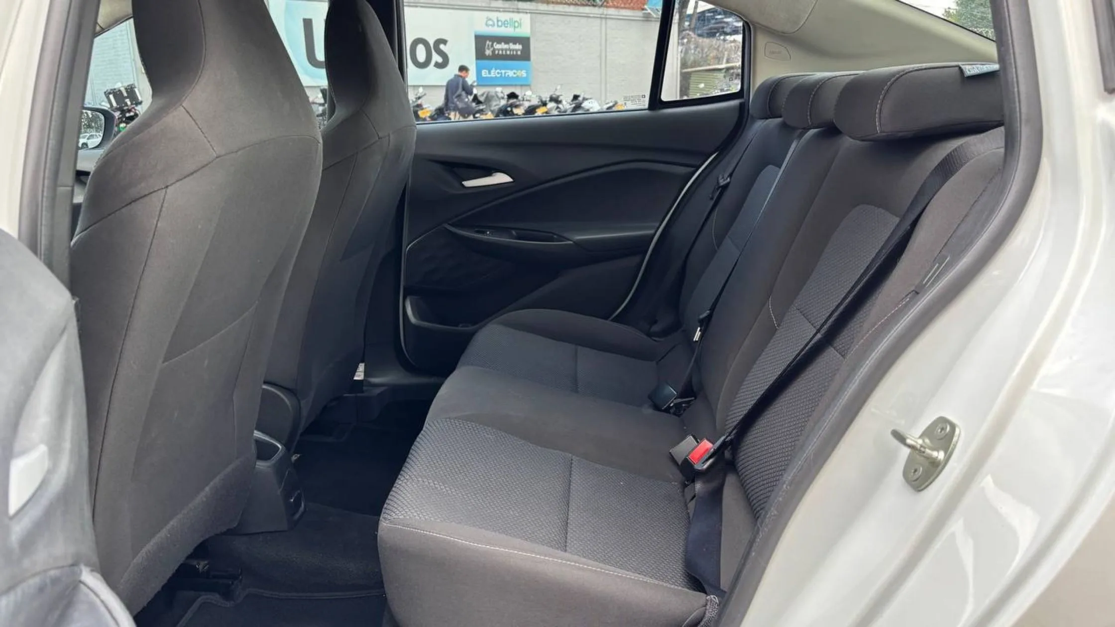 CHEVROLET ONIX LT MT 1000CC T 4P 6AB ABS