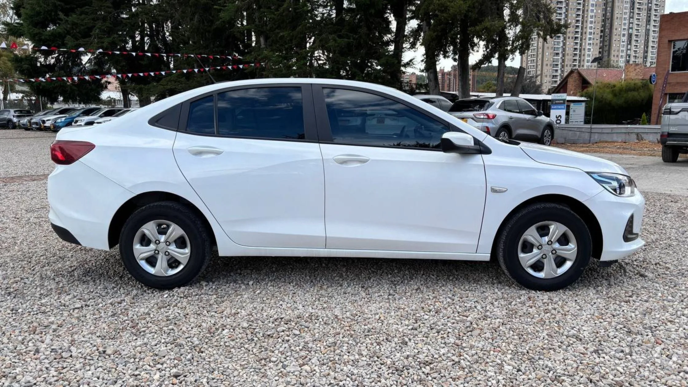 CHEVROLET ONIX LT MT 1000CC T 4P 6AB ABS