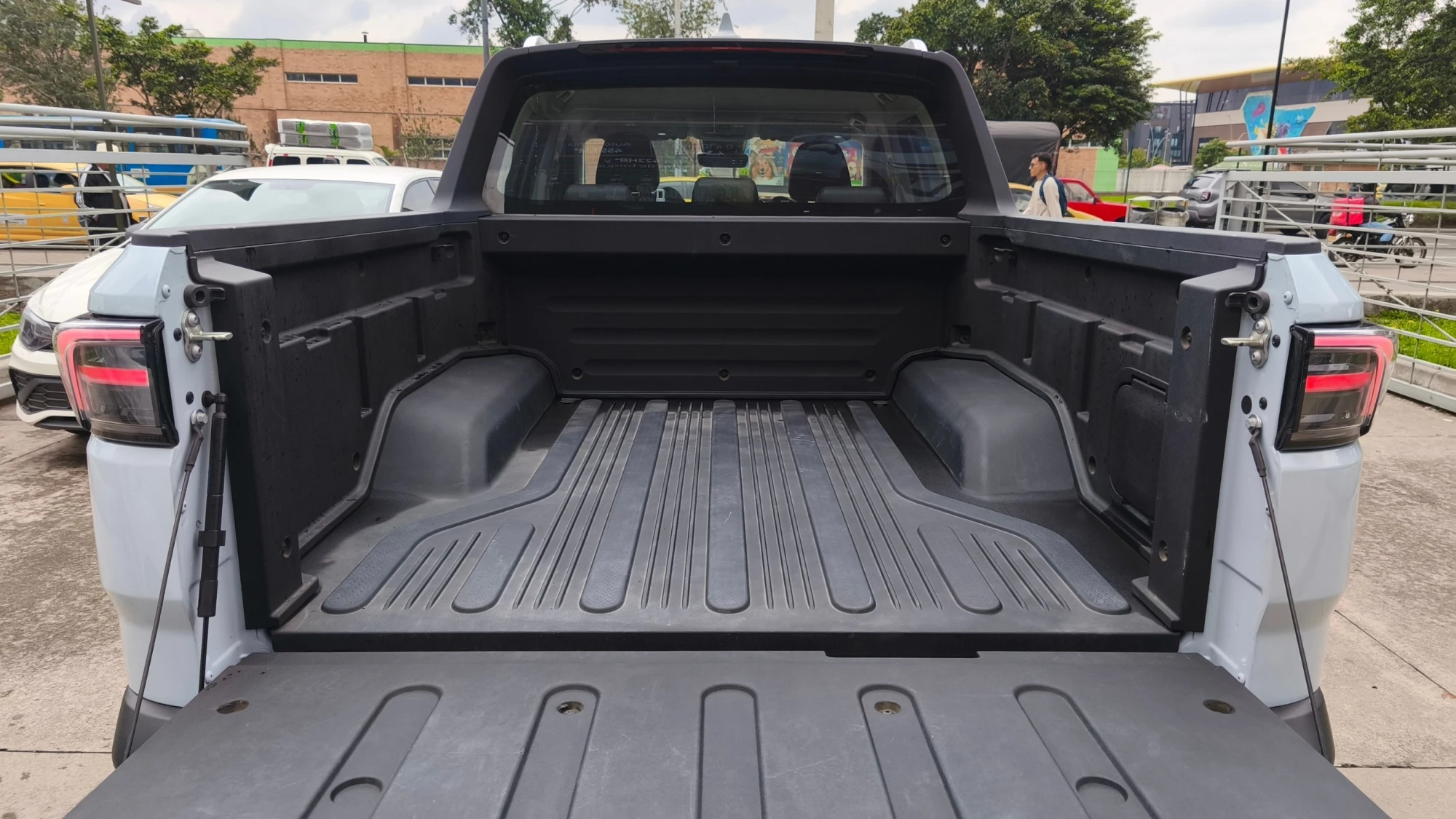 RIDDARA RD6 HORIZON PRO AT 310KW 4X4 [DC]