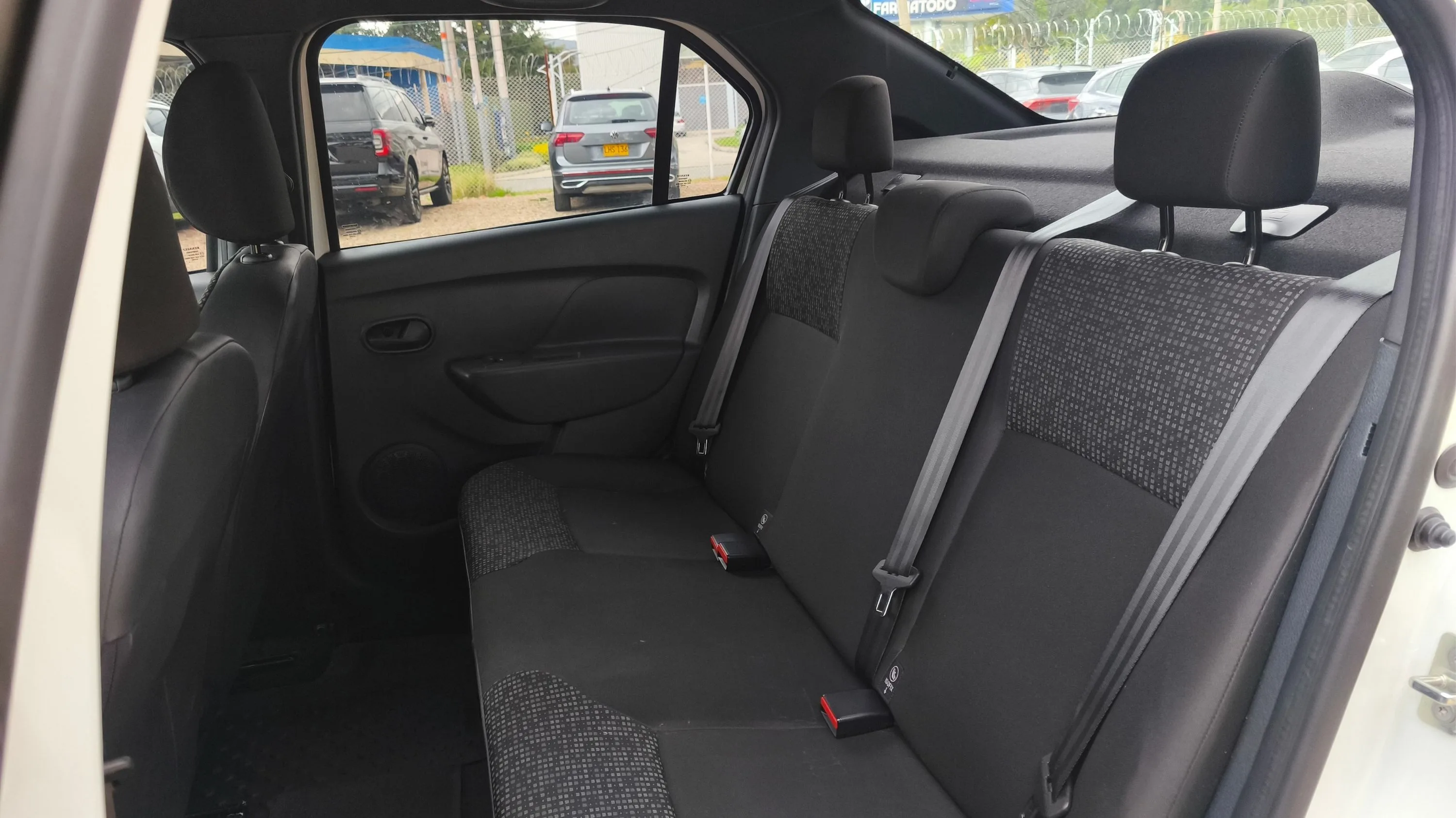 RENAULT LOGAN LIFE AT 1600CC 4AB AA