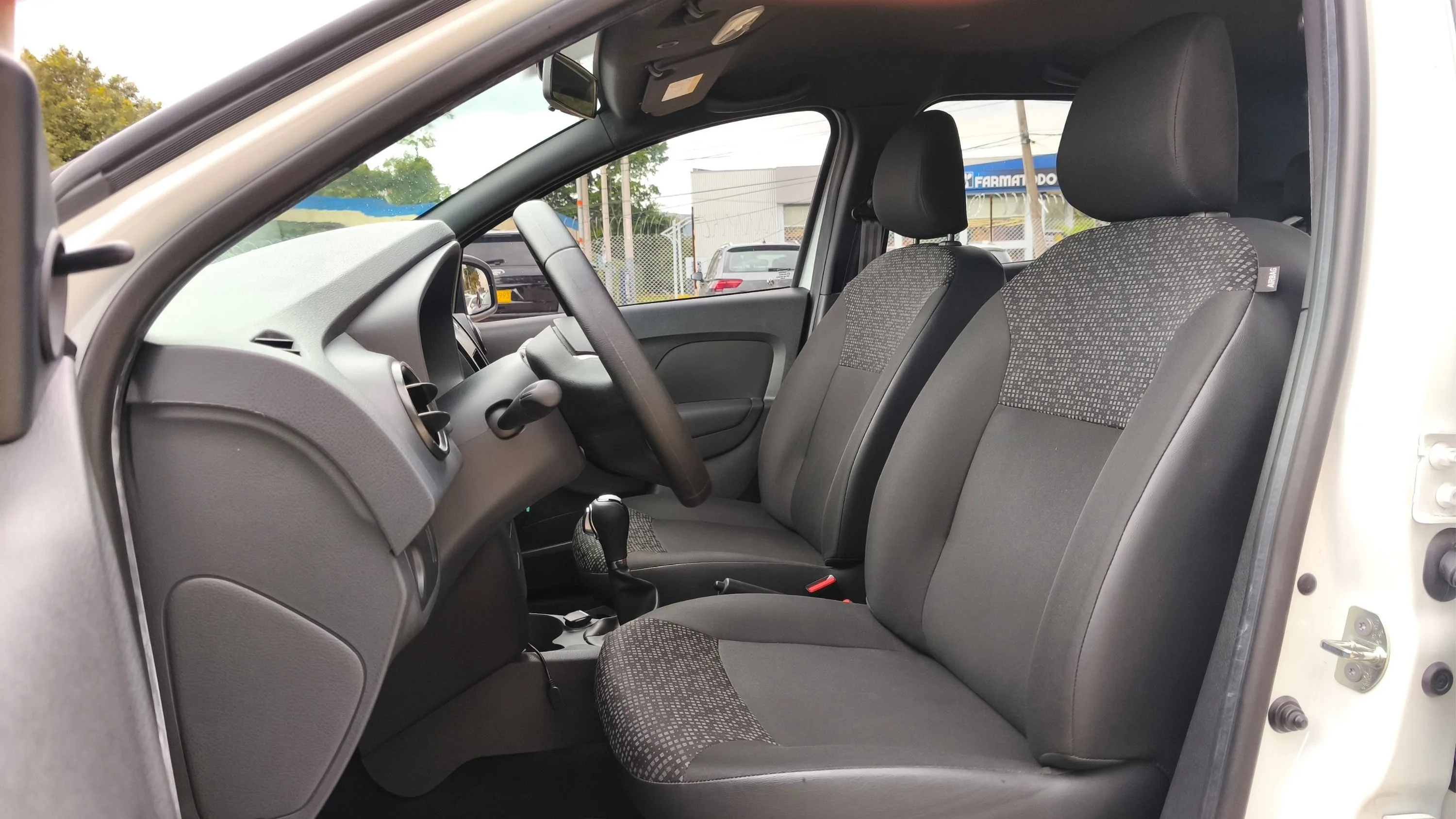 RENAULT LOGAN LIFE AT 1600CC 4AB AA