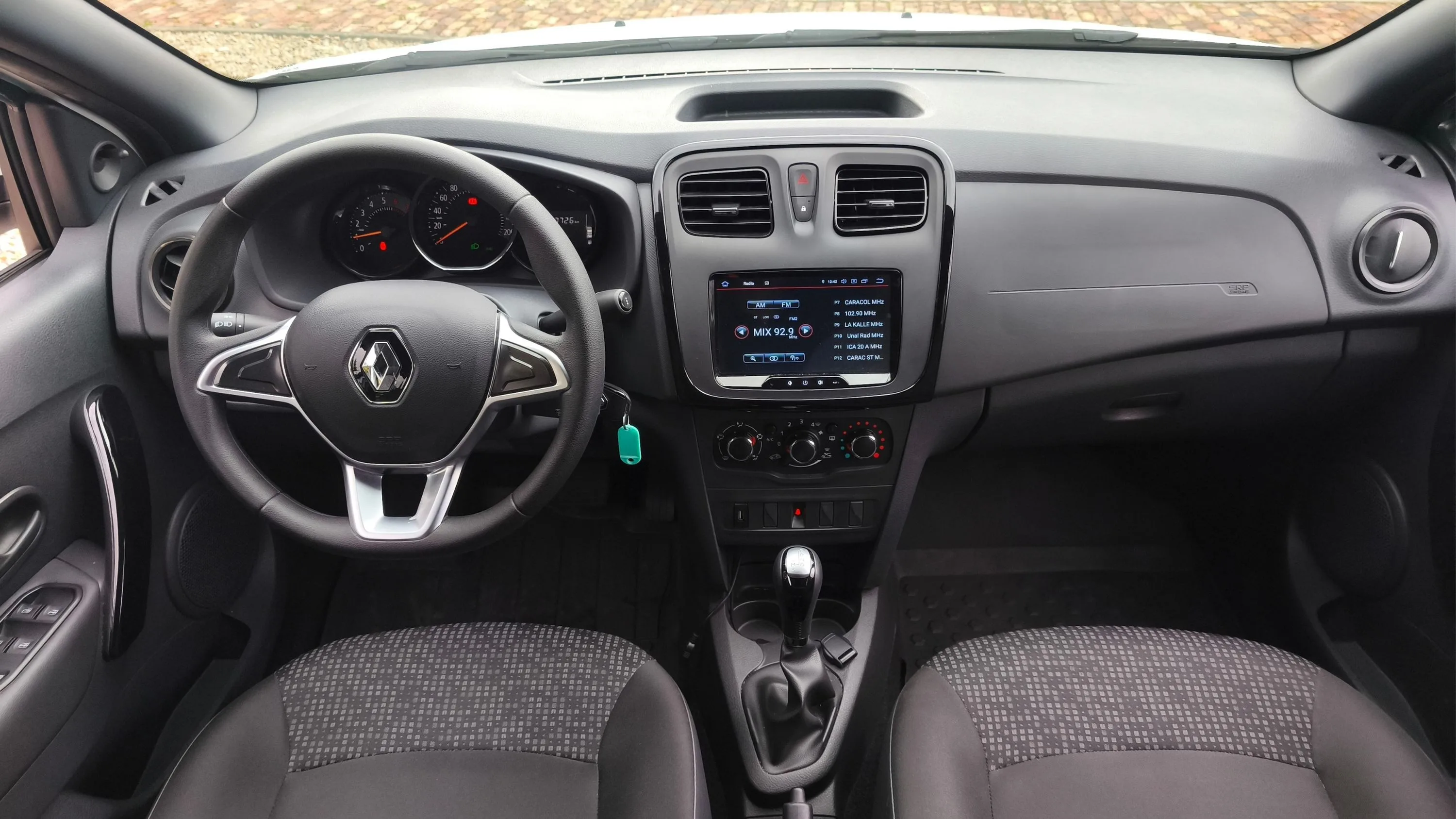 RENAULT LOGAN LIFE AT 1600CC 4AB AA