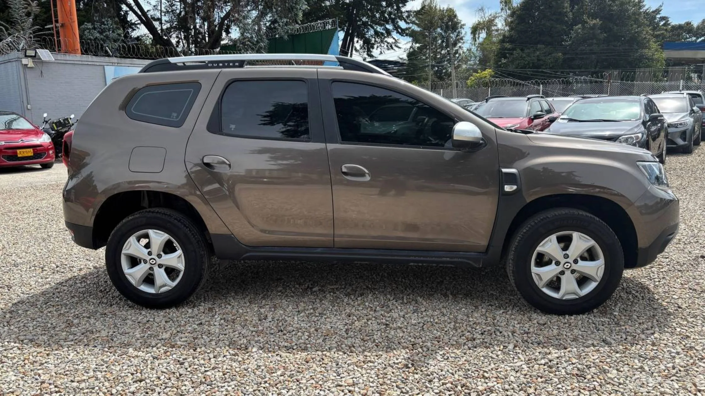 RENAULT DUSTER INTENS MT 1600CC 4X2