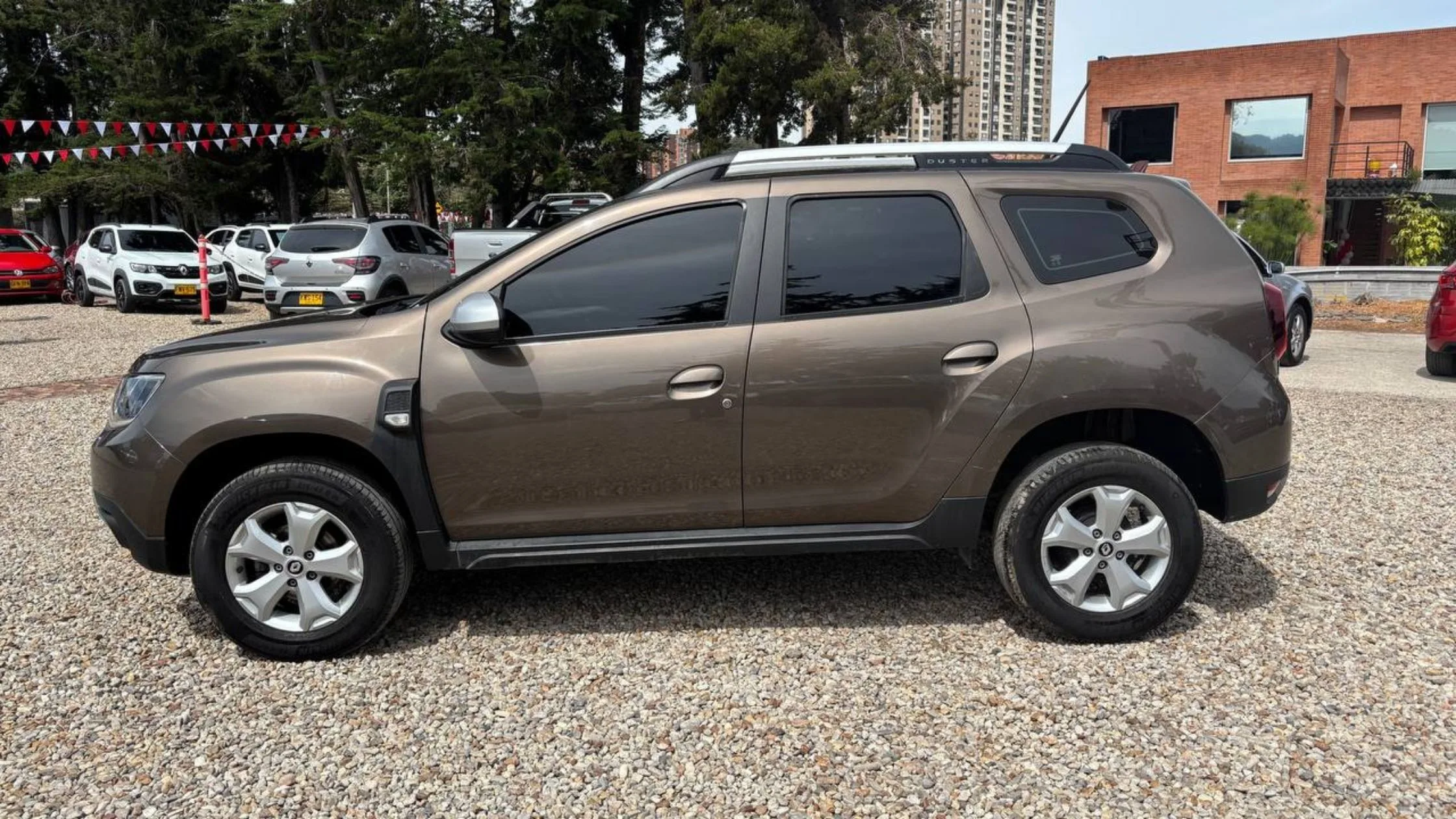 RENAULT DUSTER INTENS MT 1600CC 4X2
