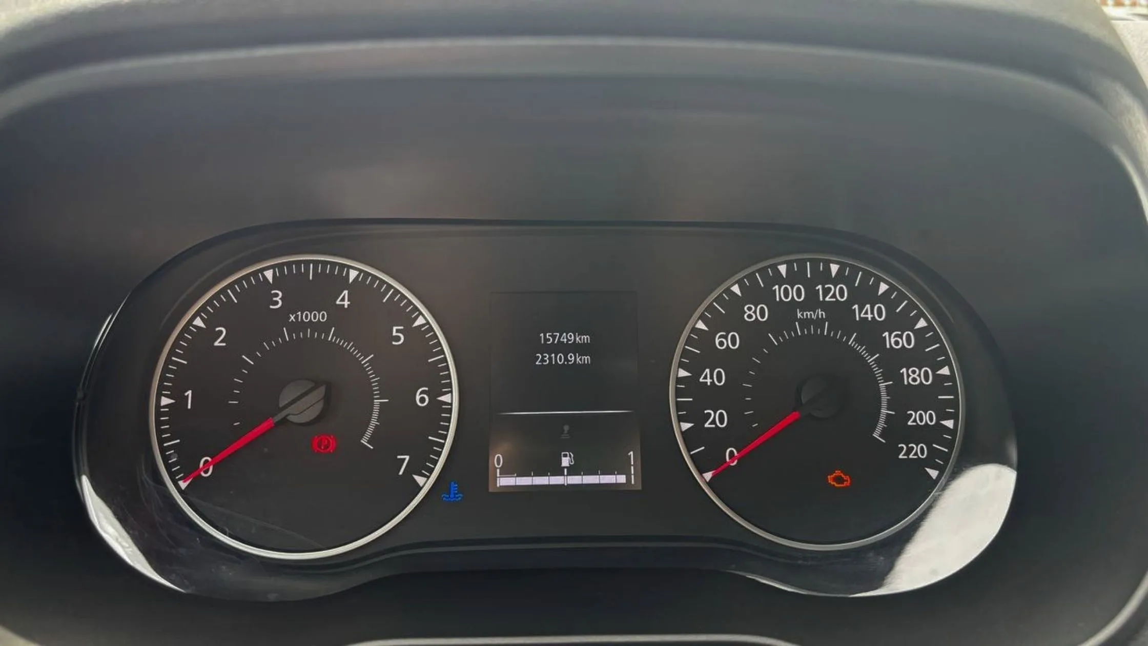 RENAULT DUSTER INTENS MT 1600CC 4X2
