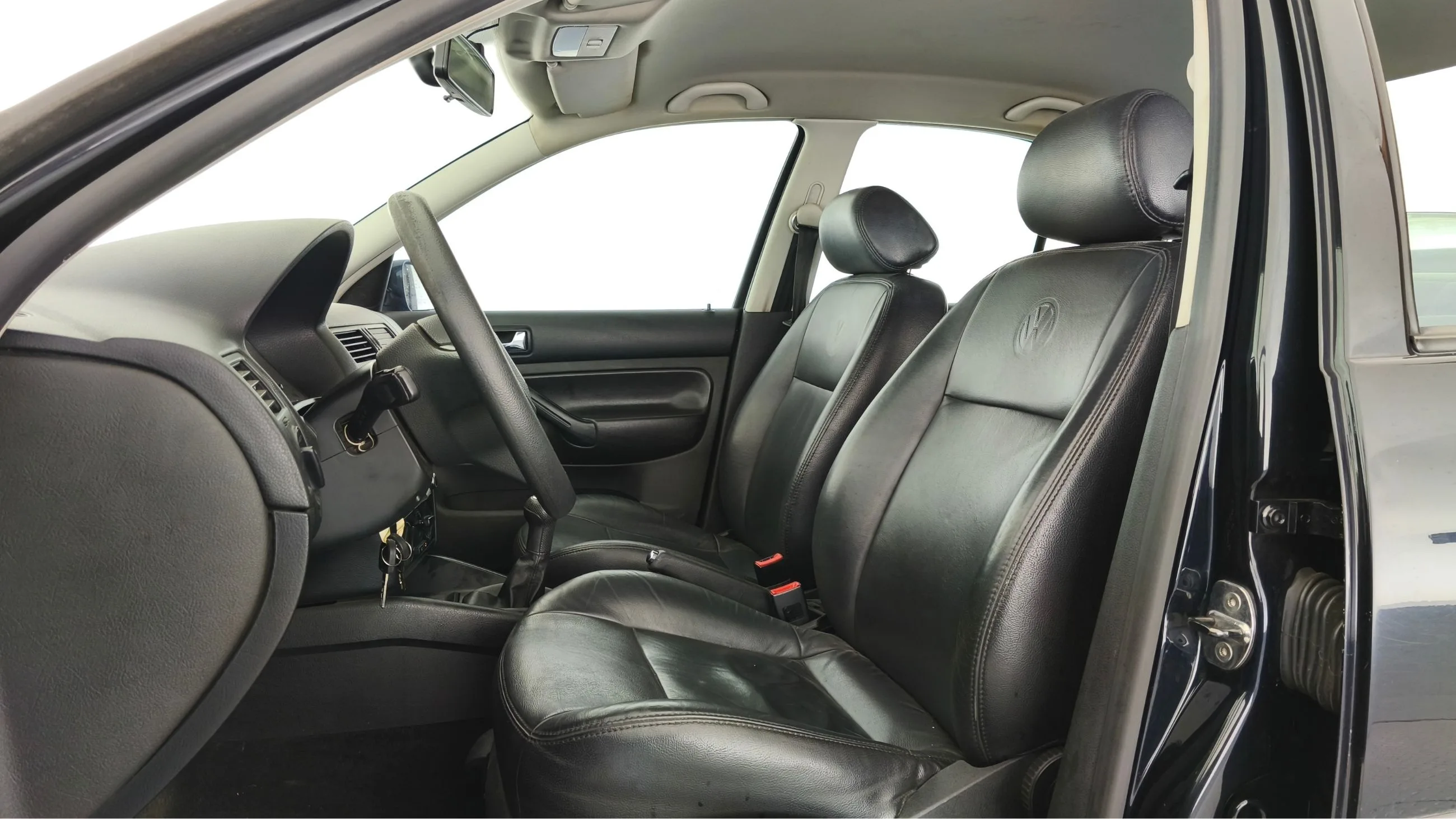 VOLKSWAGEN JETTA EUROPA MT 2000CC