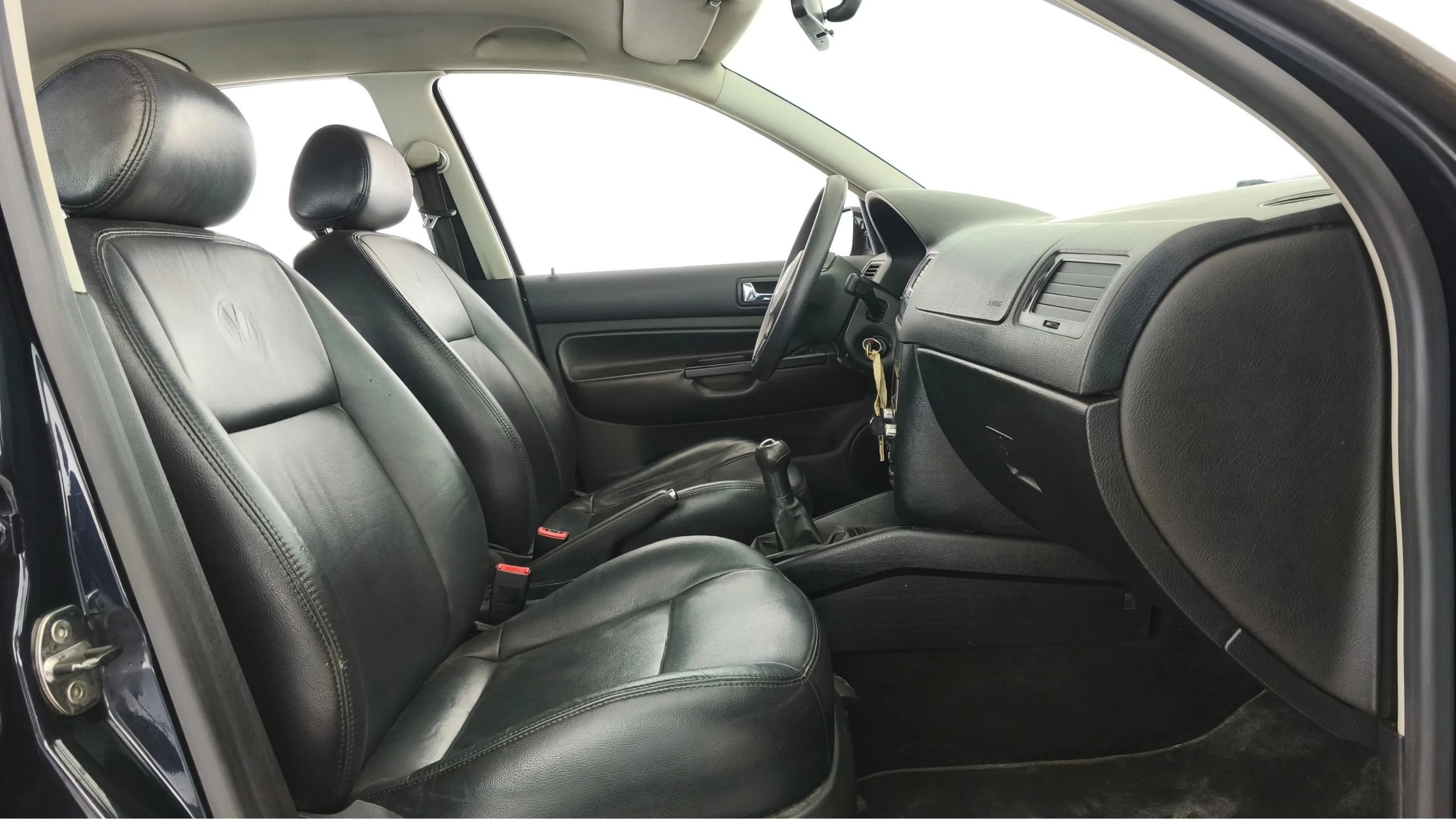VOLKSWAGEN JETTA EUROPA MT 2000CC