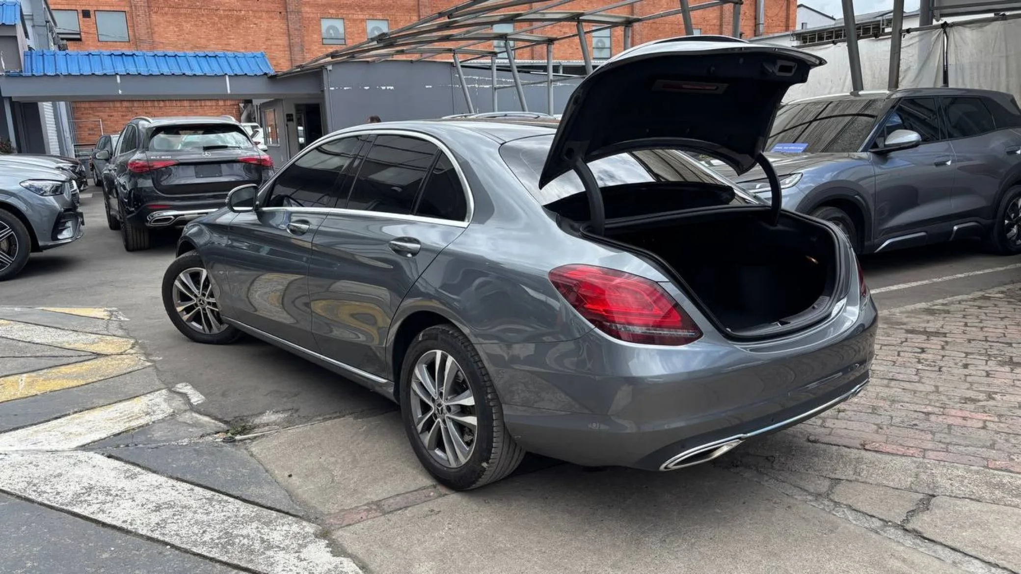 MERCEDES-BENZ C 200 [W205] AVANTGARDE TP 2000CC T