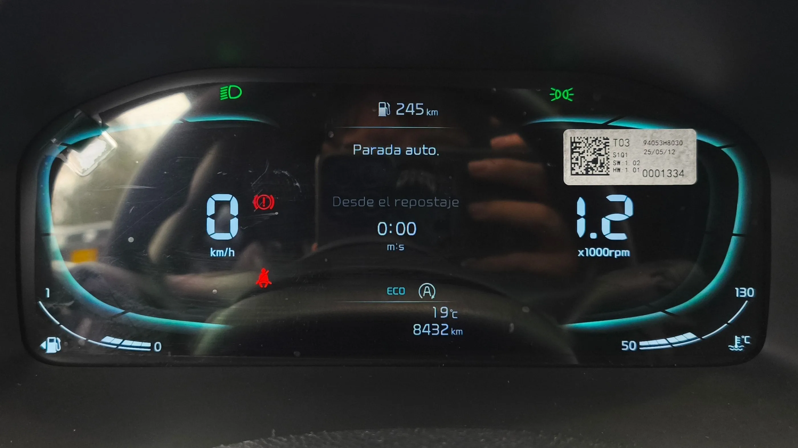 KIA STONIC DESIRE MT 1000CC T 4X2 6AB