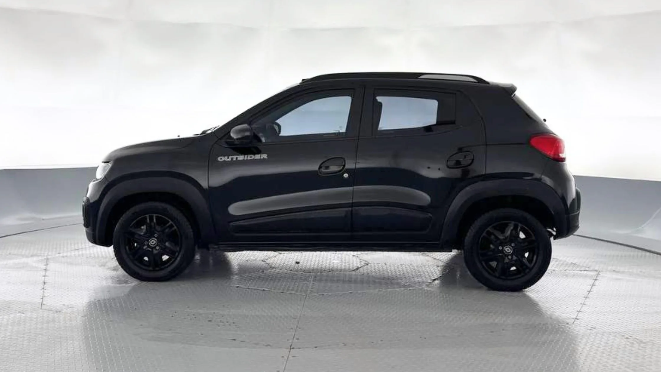 RENAULT KWID OUTSIDER MT 1000CC 12V 4AB ABS