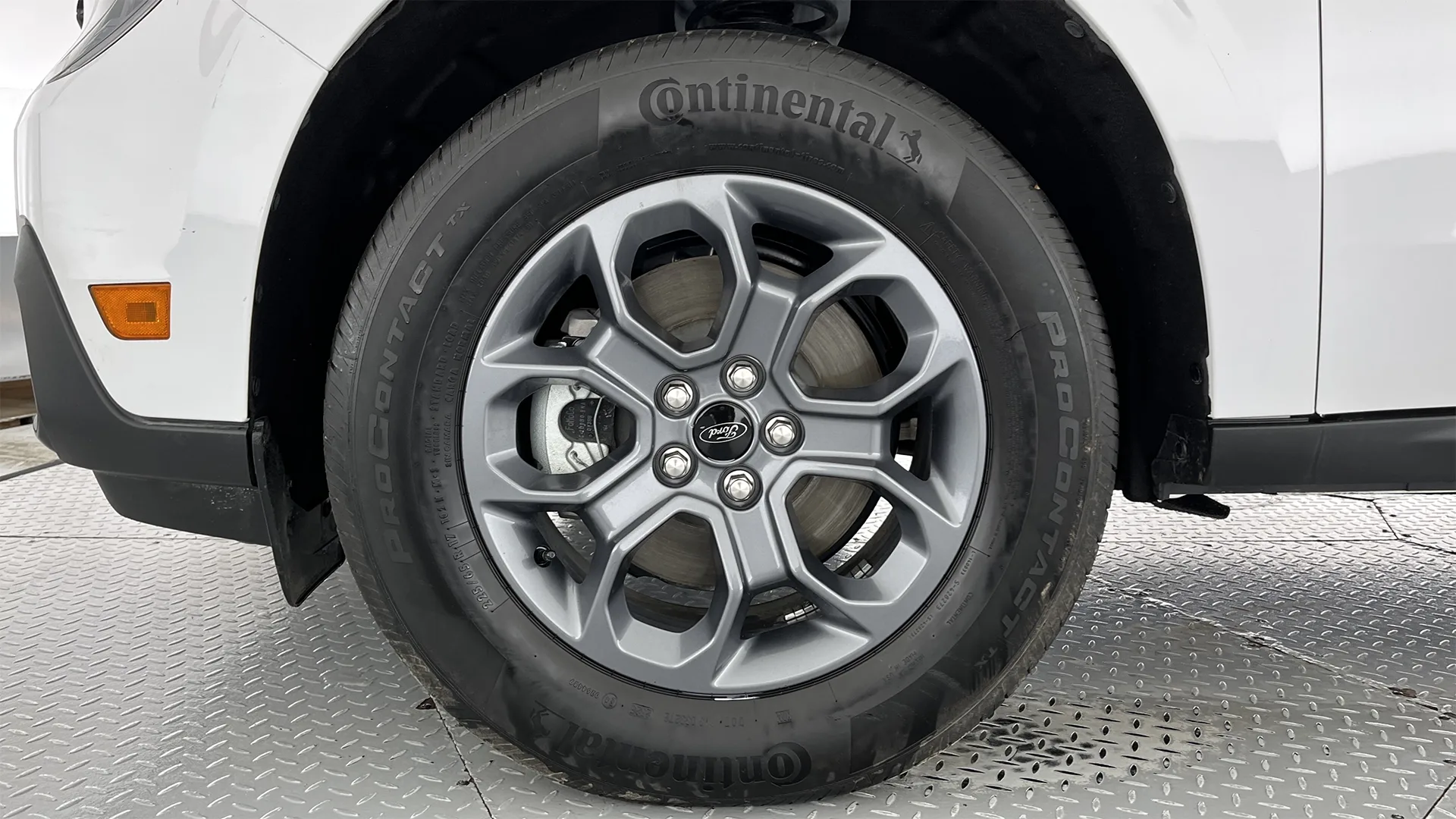 FORD MAVERICK XLT [ICE] AT 2000CC 4X4 7AB